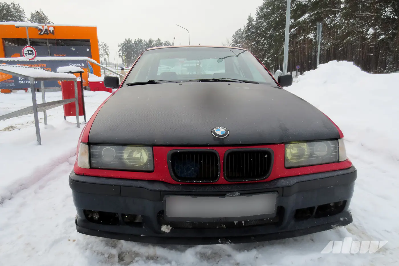 BMW_Е36_спереди
