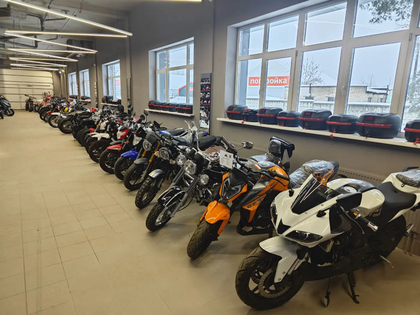 К сезону готовы? В Минске открылся мотосалон MOTOCIKL.BY: тест-драйв, экипировка и 300 байков в наличии