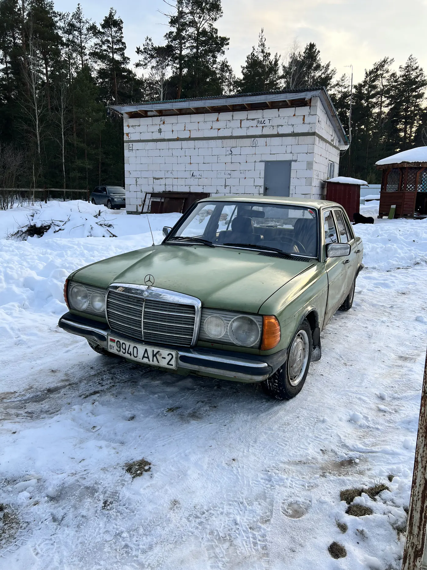 Mercedes-Benz E-klasse I (W124), 1985
