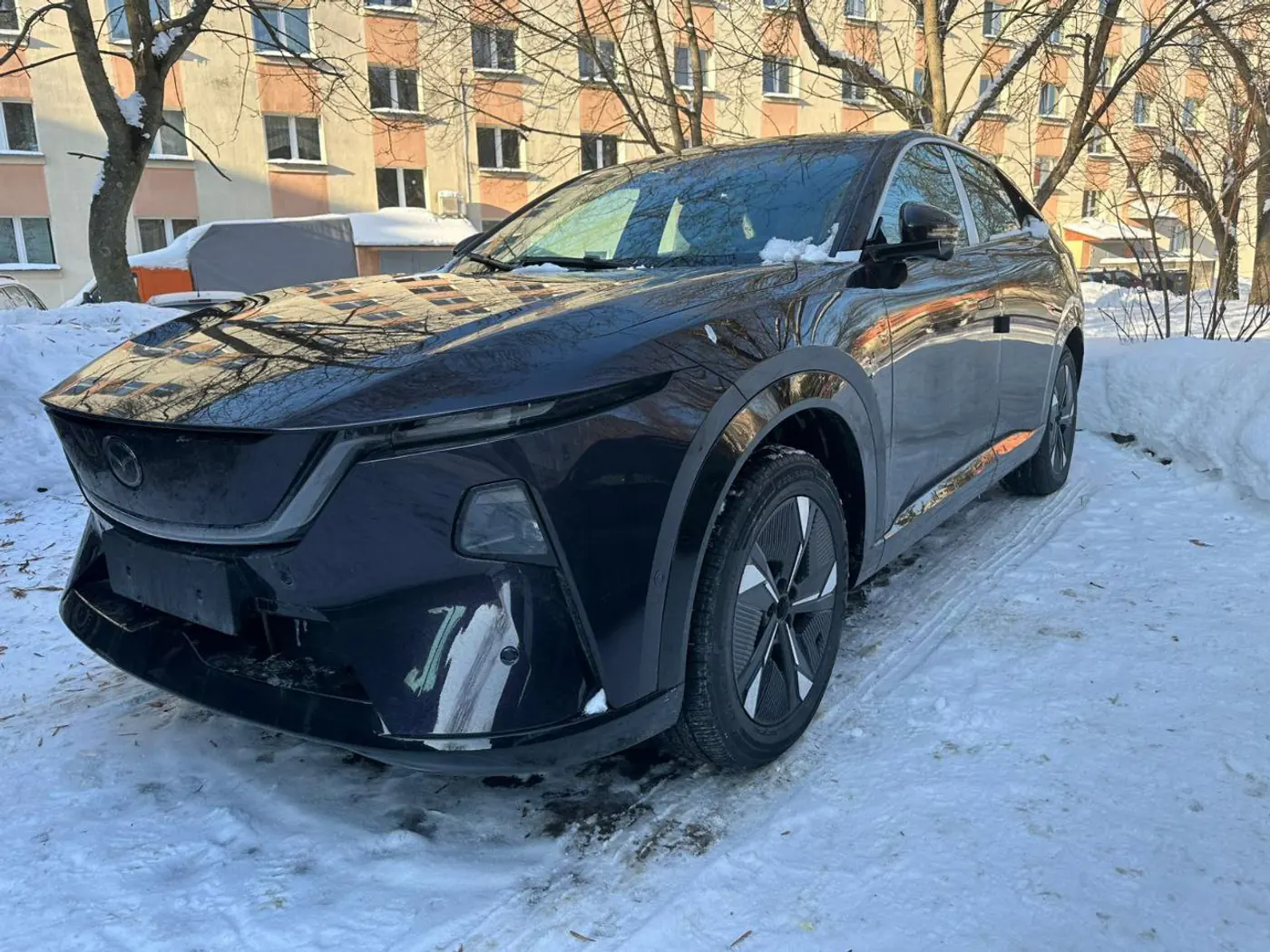 Mazda EZ-60 — миниатюра 2