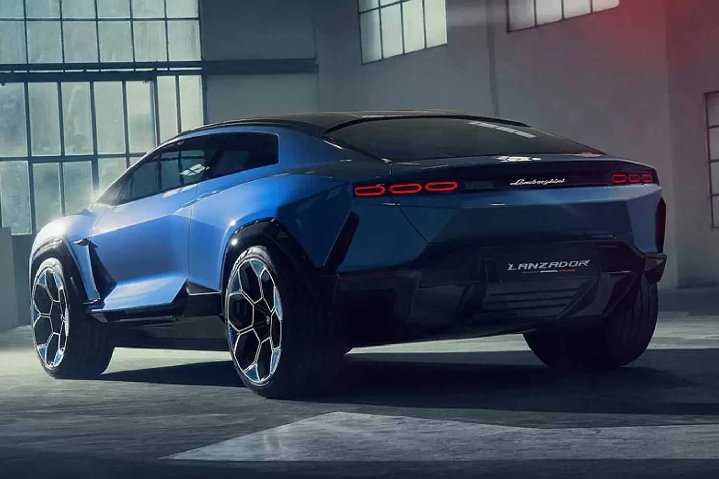 Электрокары не зашли – Lamborghini останется с ДВС и гибридами