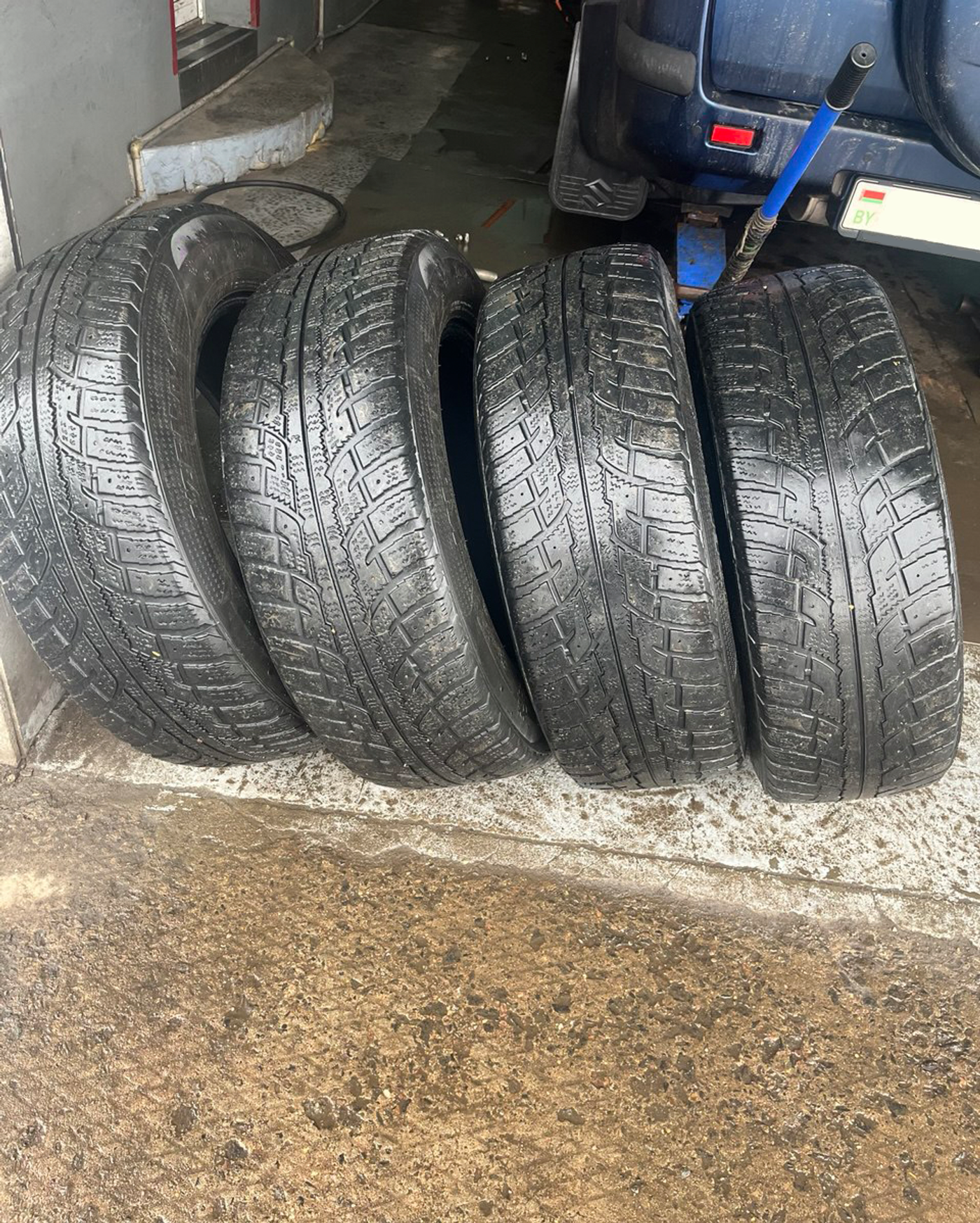 R17 225 65 Kumho 106Т