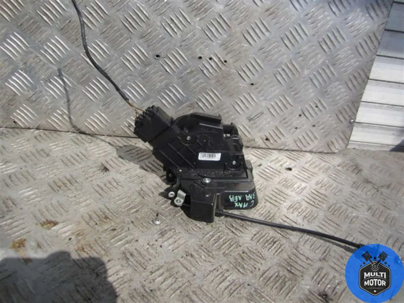 Замок двери задней левой к Ford C-MAX 2009