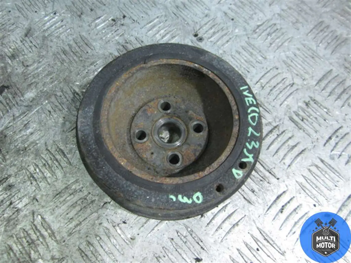 Шкив коленвала к Iveco  2004