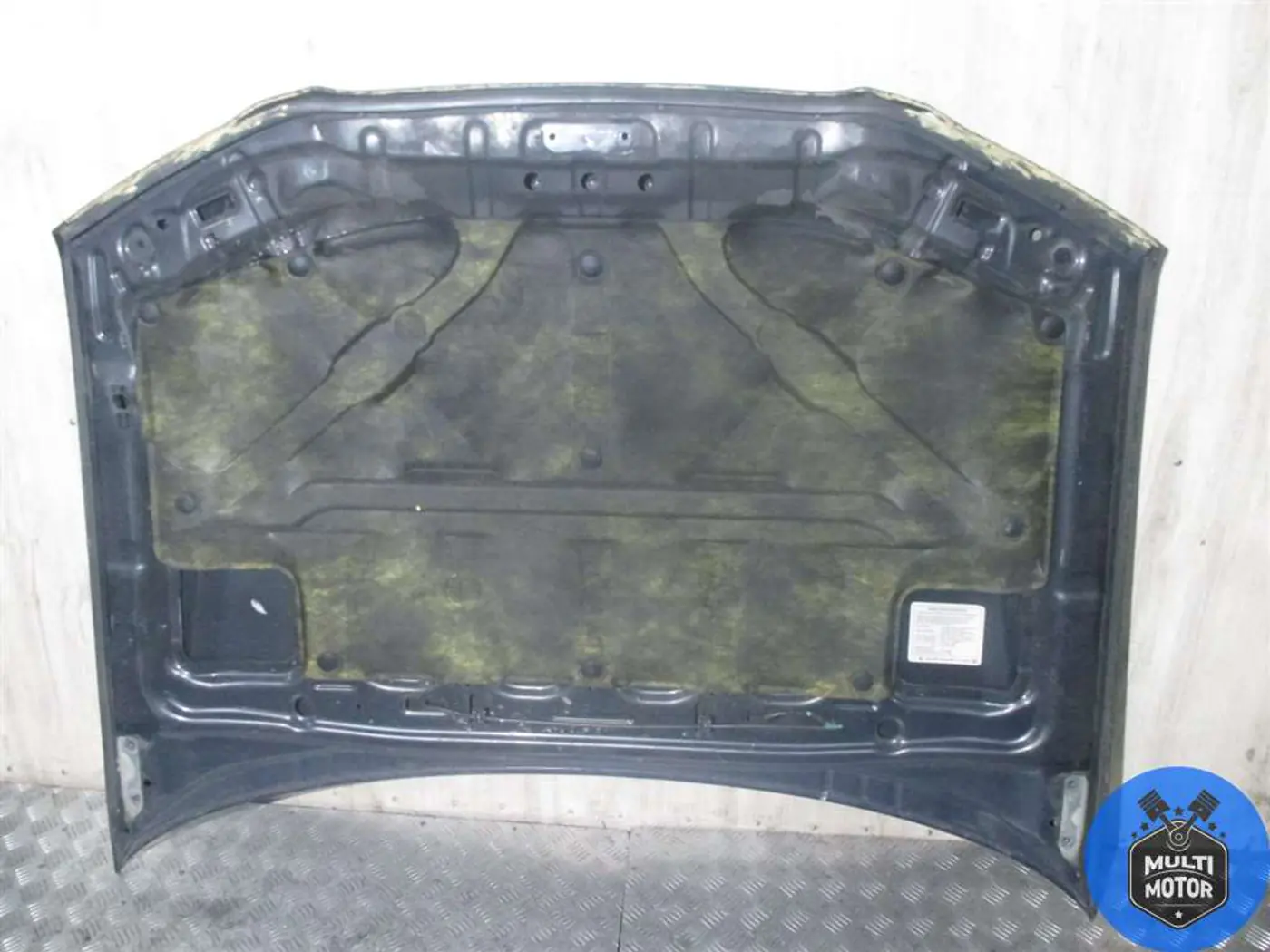 Капот к Subaru Forester 2001