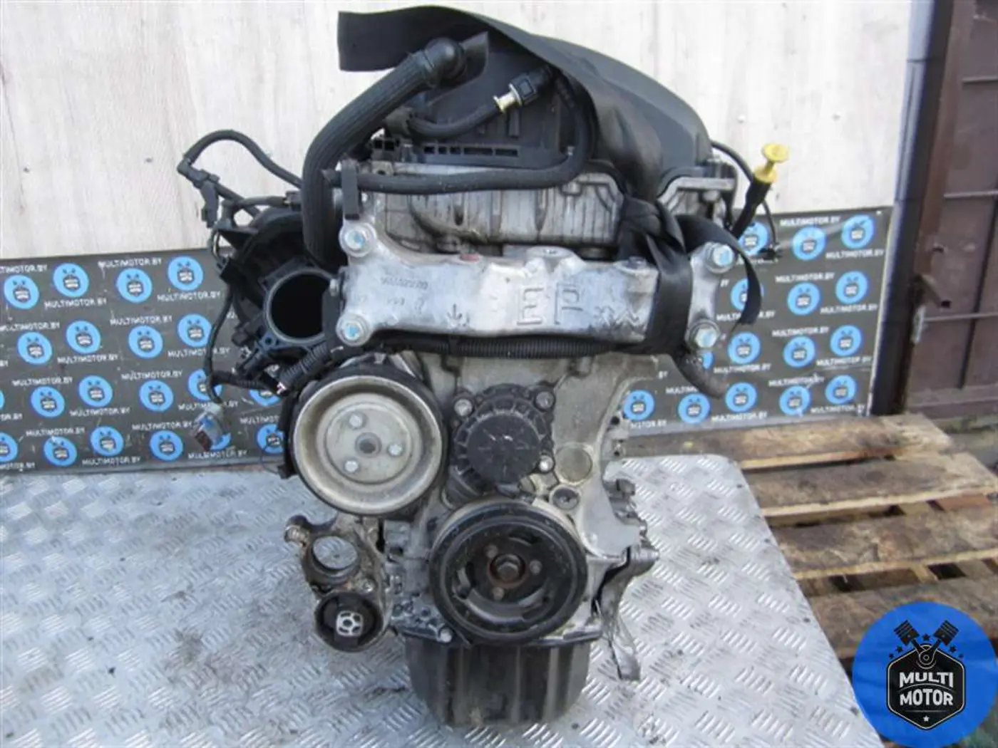 Форсунка к Peugeot 207 2009