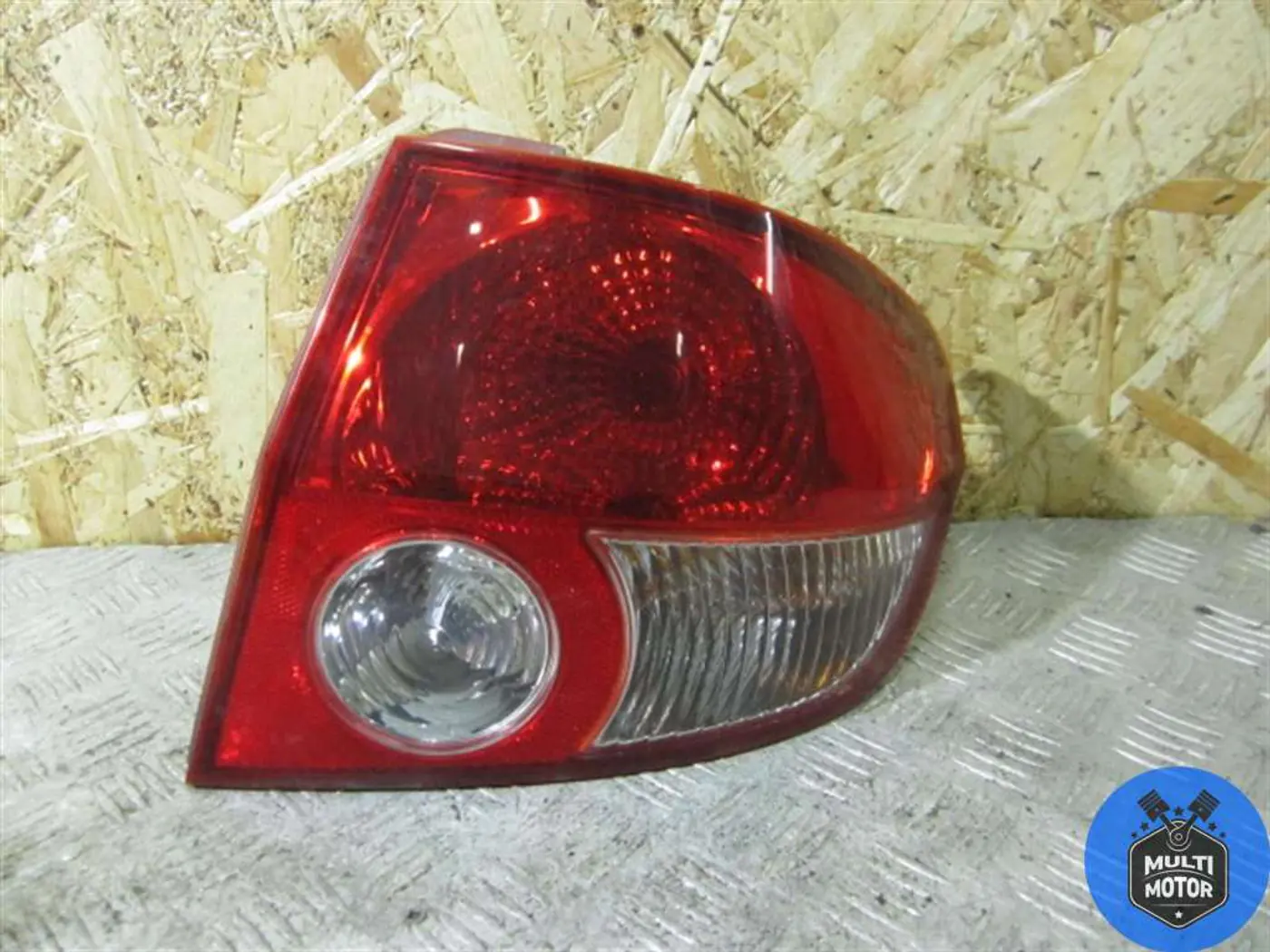 Фонарь задний правый к Hyundai Getz 2005