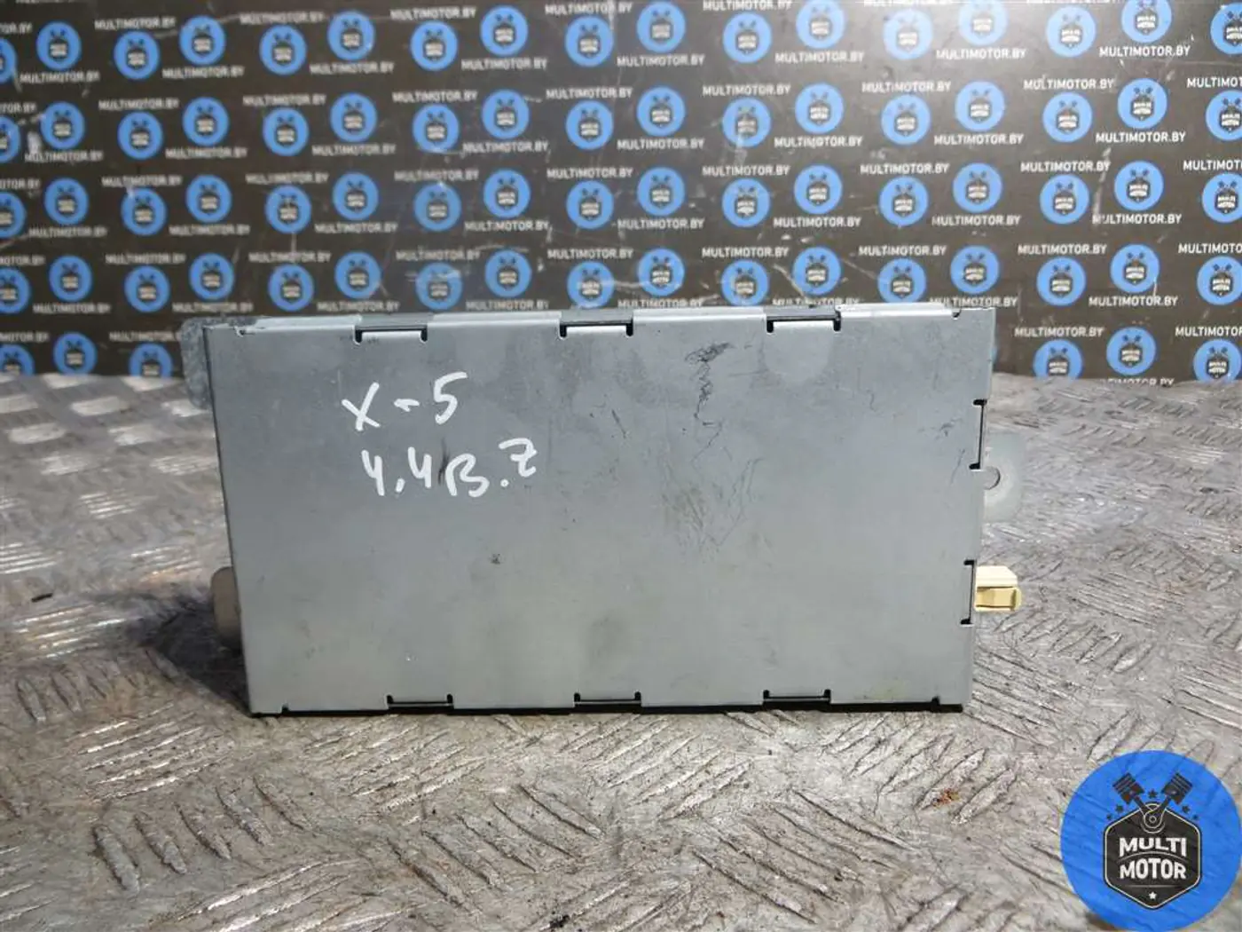 Блок Bluetooth к BMW X5 2004