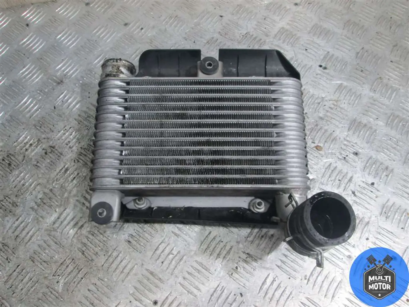 Интеркулер к Toyota Yaris 2003