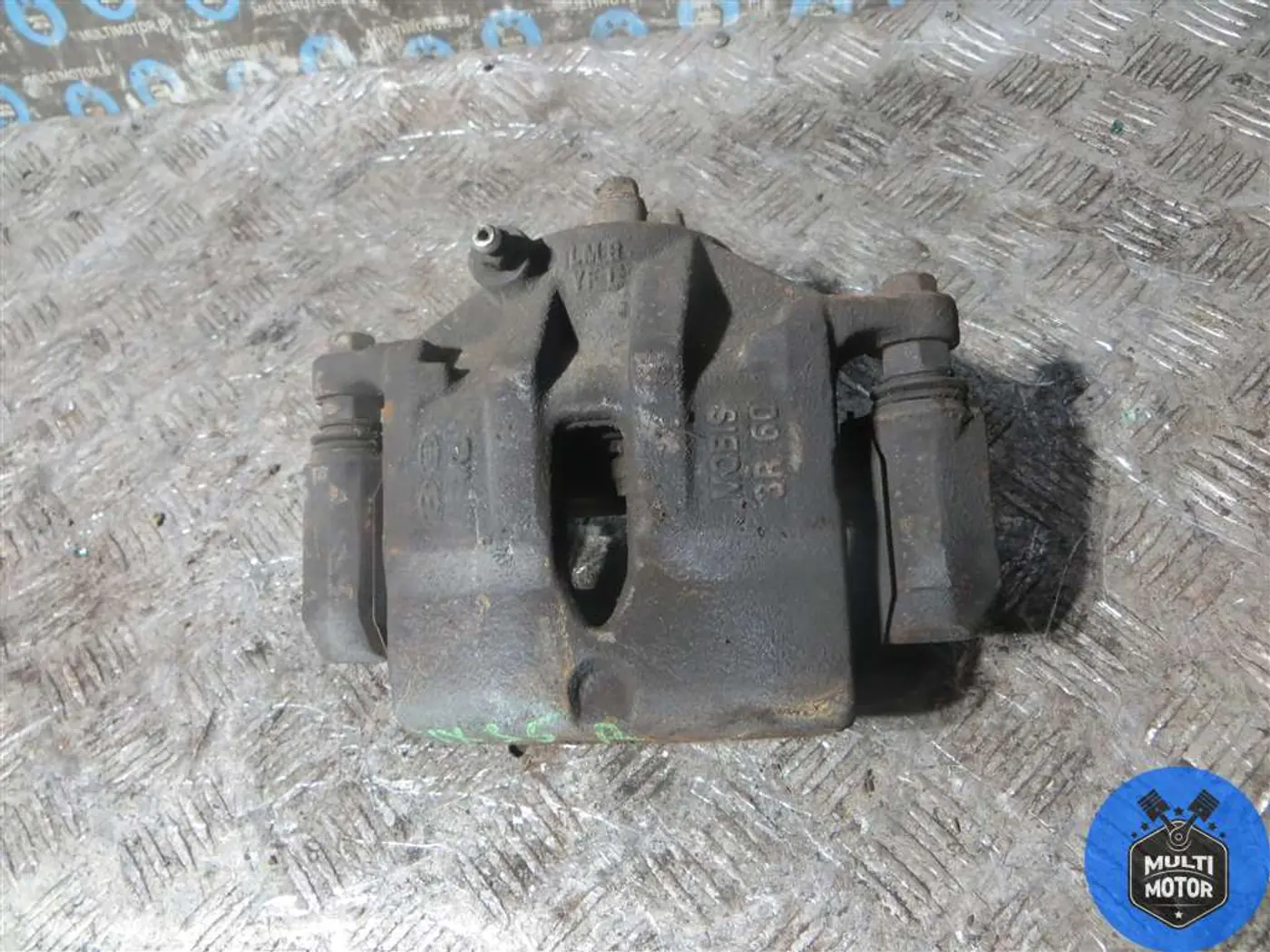 Суппорт передний правый к Hyundai ix35 2011