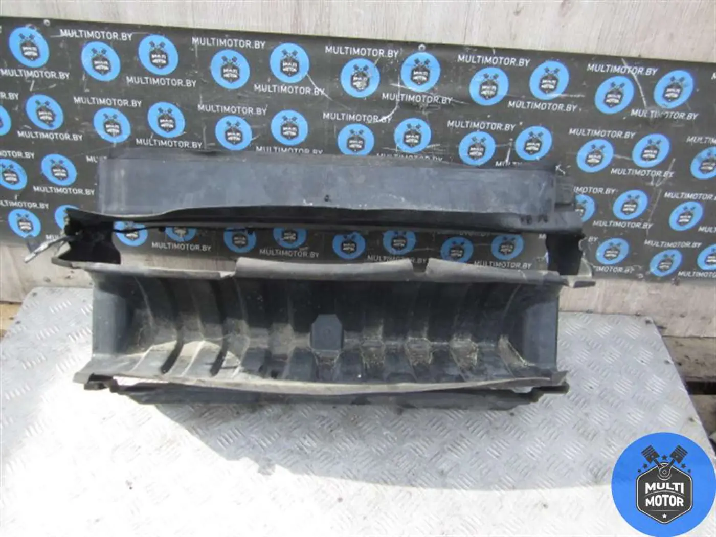 Воздухозаборник к Land Rover Discovery 2007