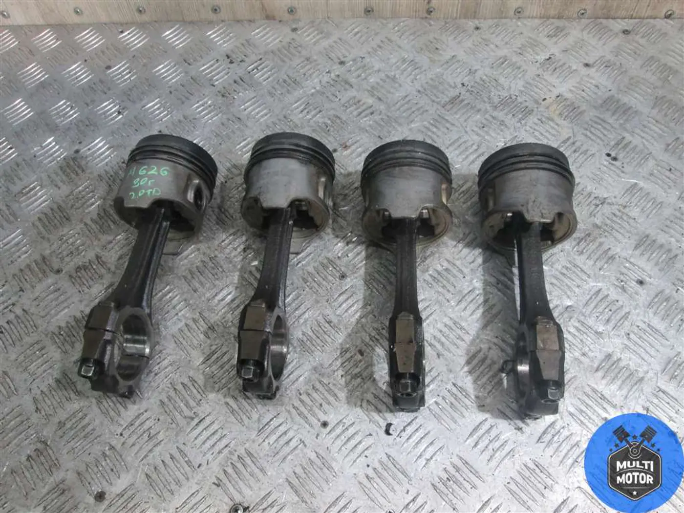 Поршень к Mazda 626 1990