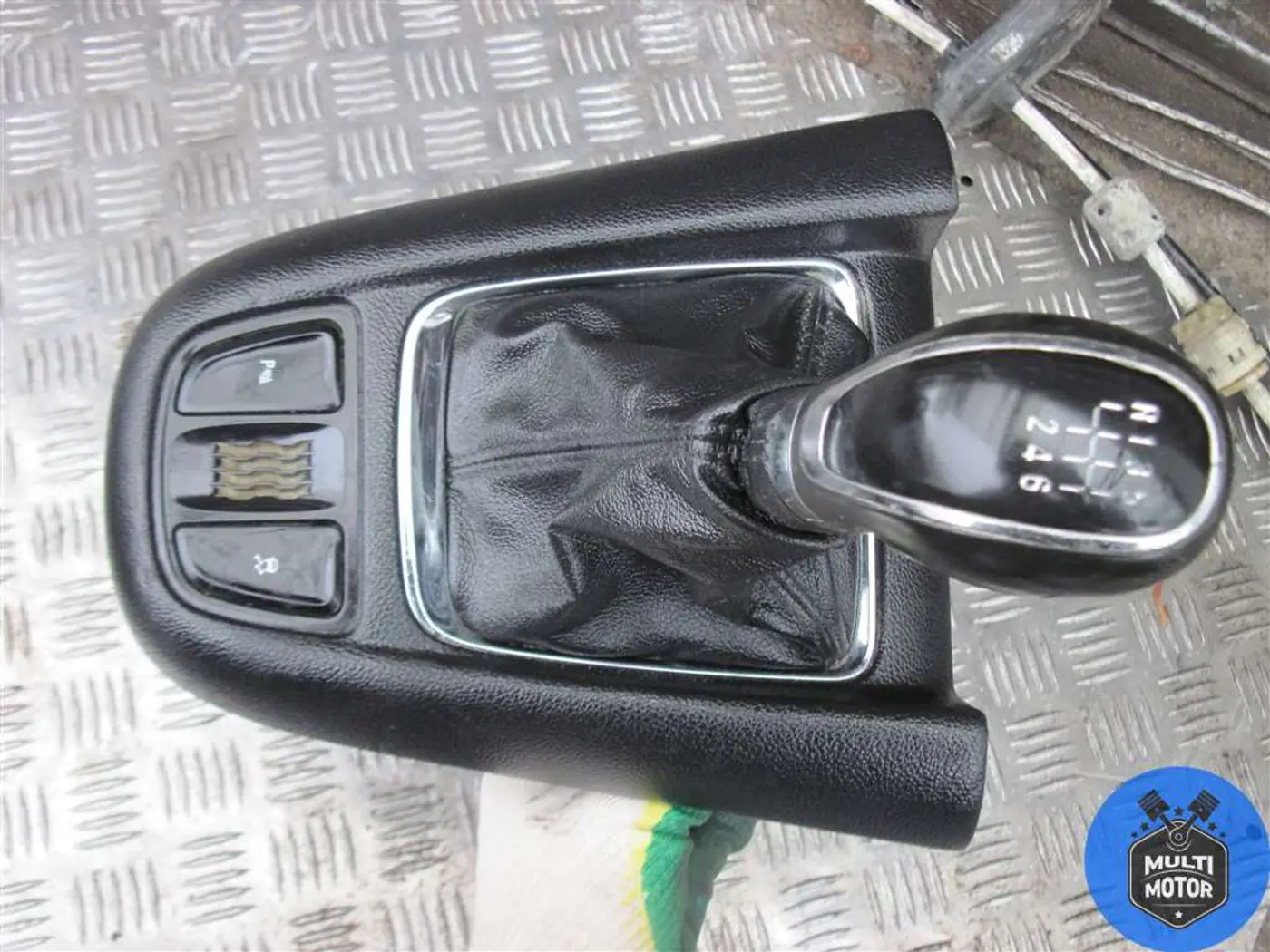 Кулиса к Opel Zafira 2014