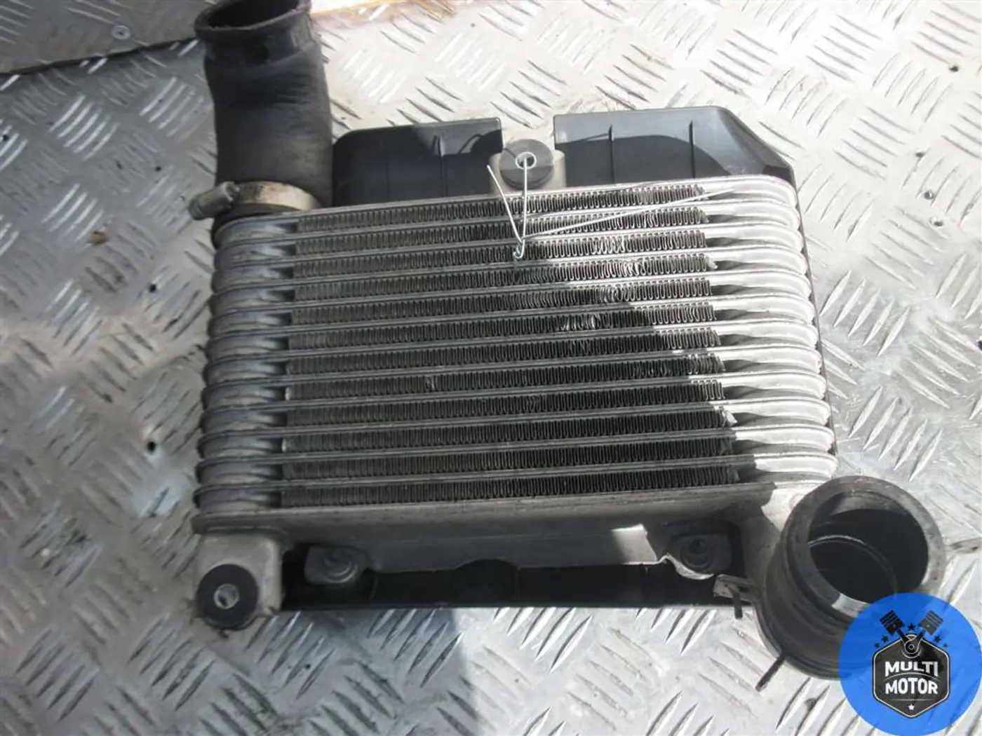Интеркулер к Toyota Yaris 2004