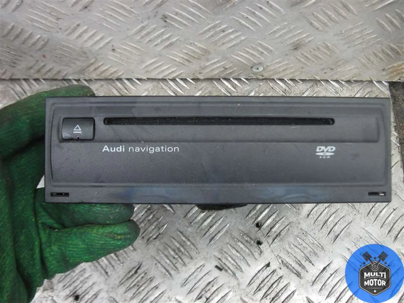 Блок навигации к Audi Q7 2011