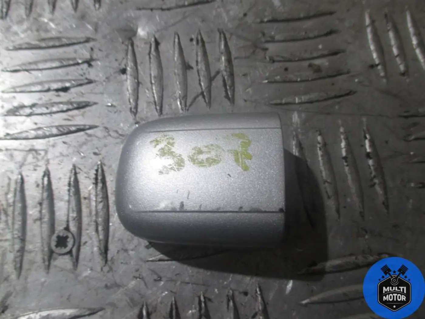 Заглушка к Peugeot 307 2003