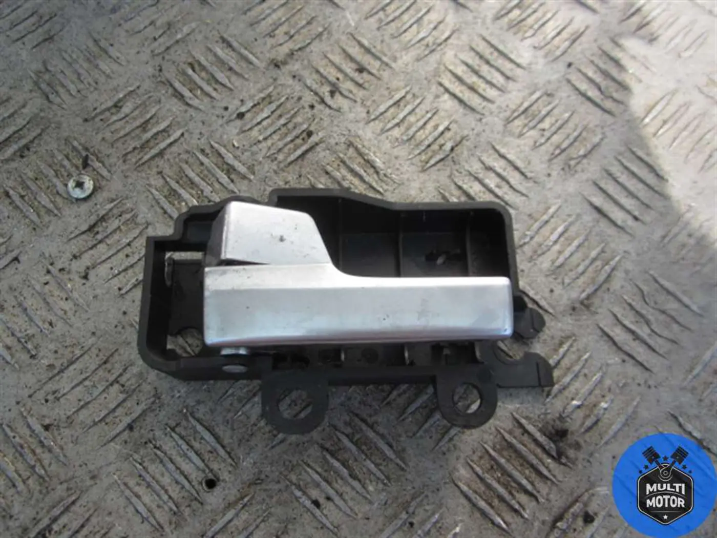Ручка внутренняя задняя левая к Ford C-MAX 2009