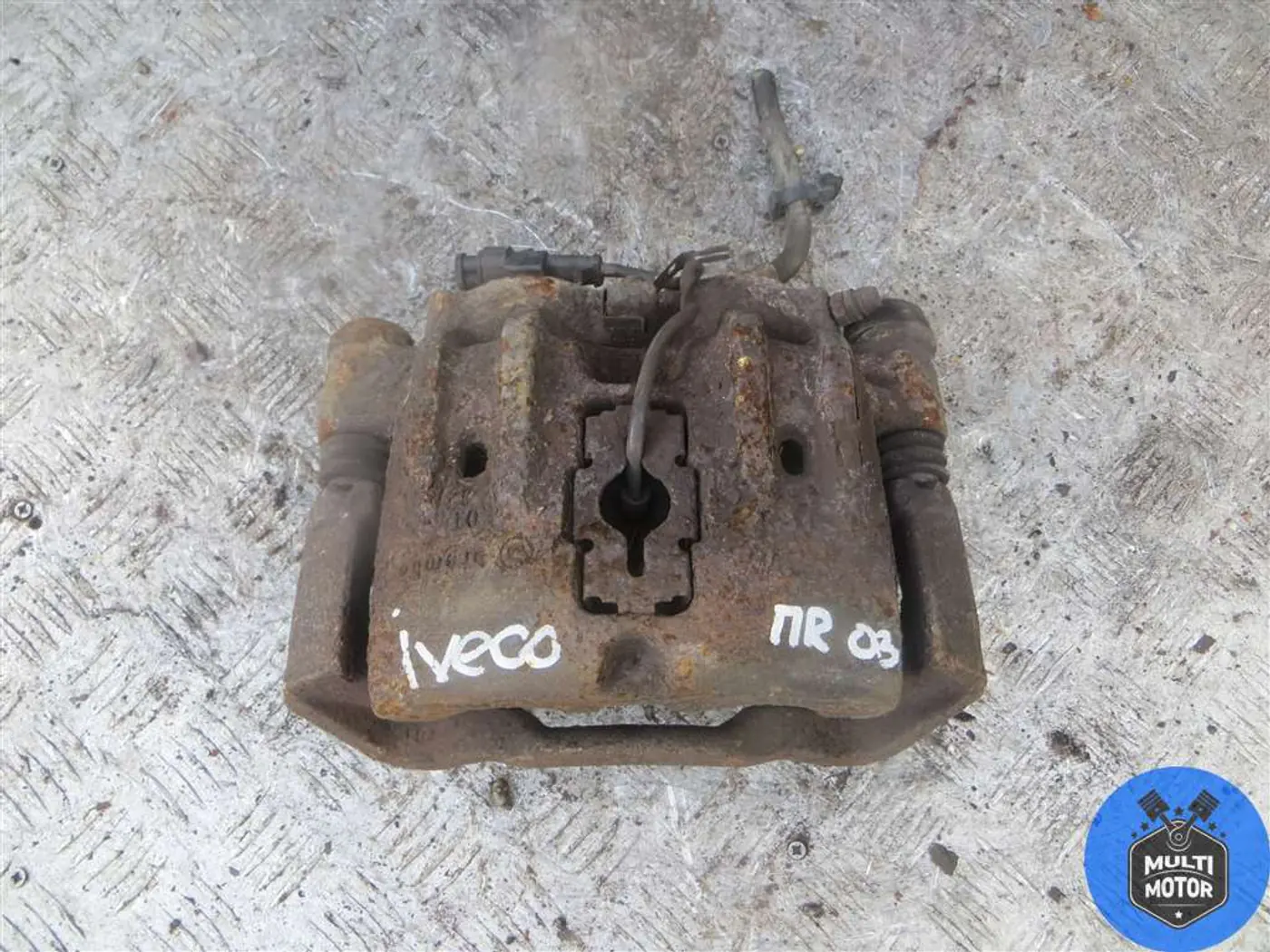 Суппорт передний правый к Iveco  2003