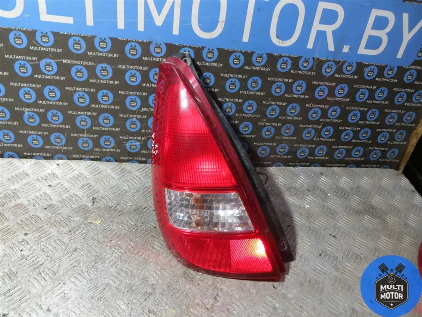 Фонарь задний левый к Suzuki Liana 2003