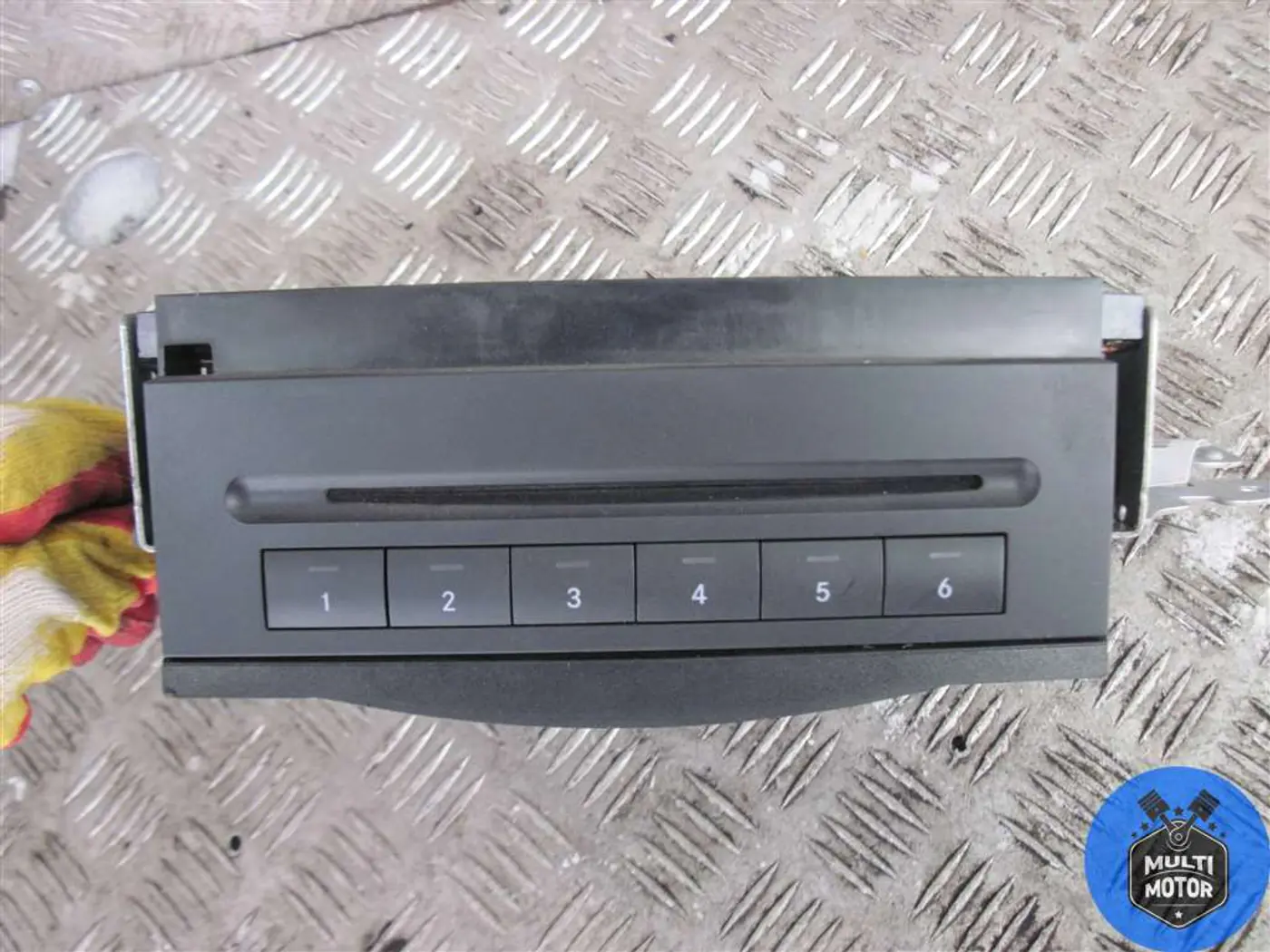 CD-чейнджер к Mercedes-Benz M-klasse 2006