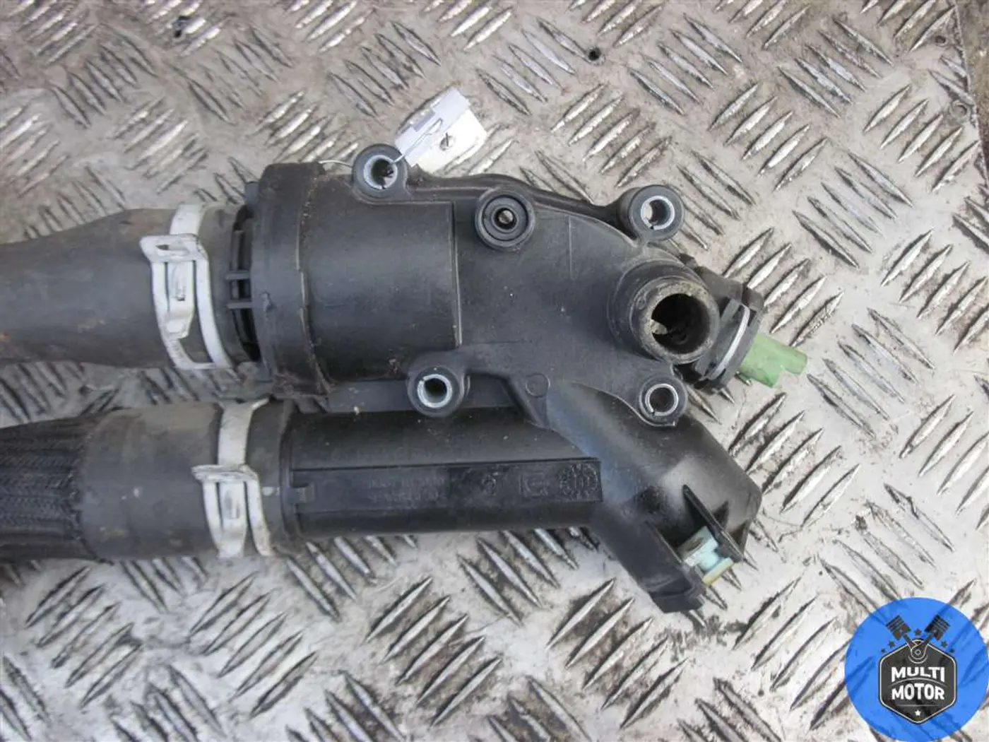 Корпус термостата к Land Rover Freelander 2009