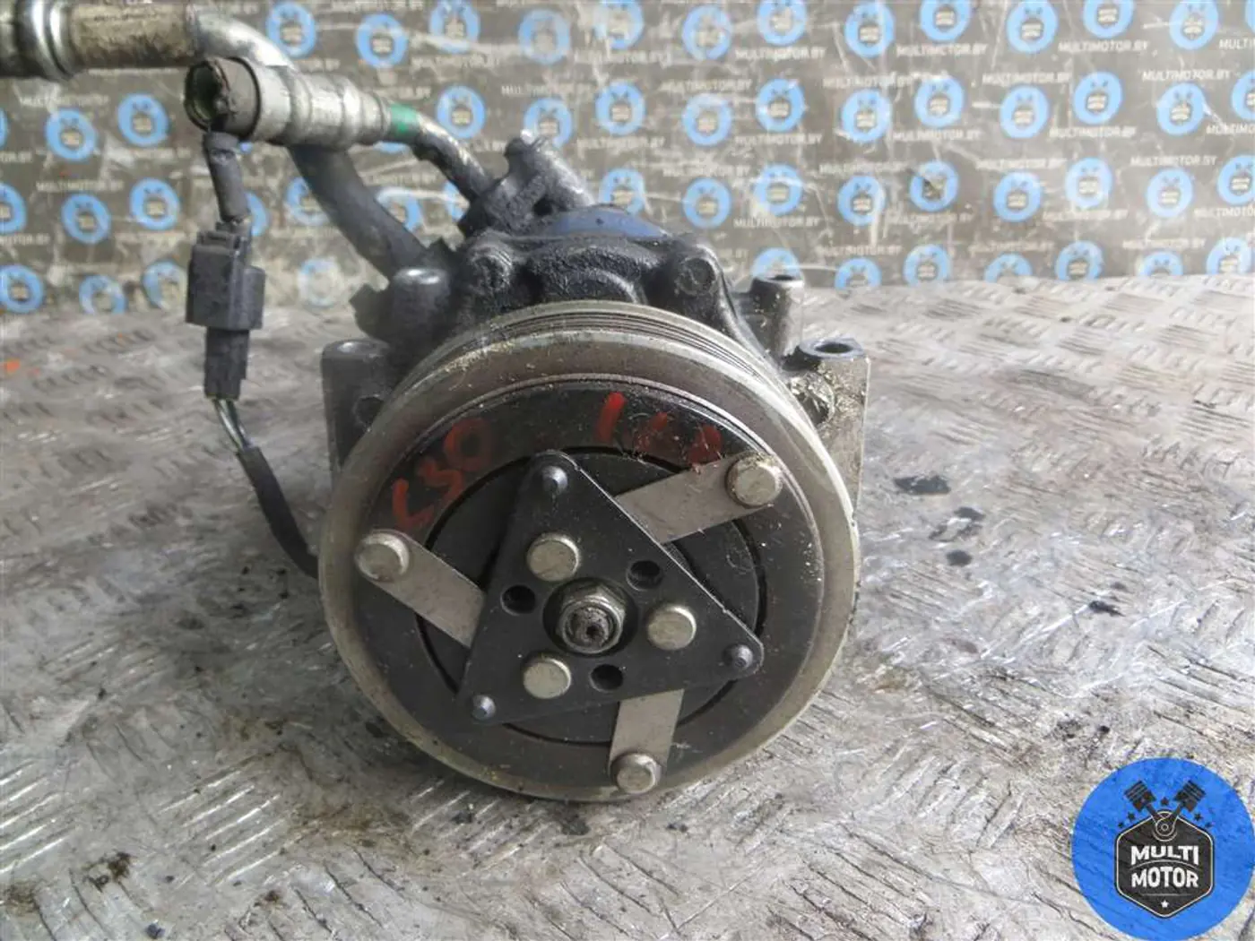 Компрессор кондиционера к Volvo C30 2010