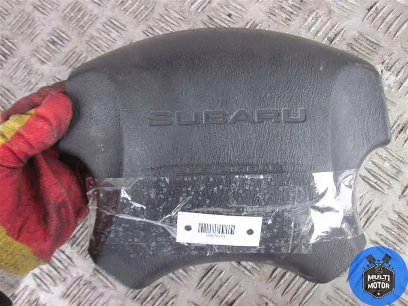 Подушка безопасности водителя к Subaru Legacy 1999