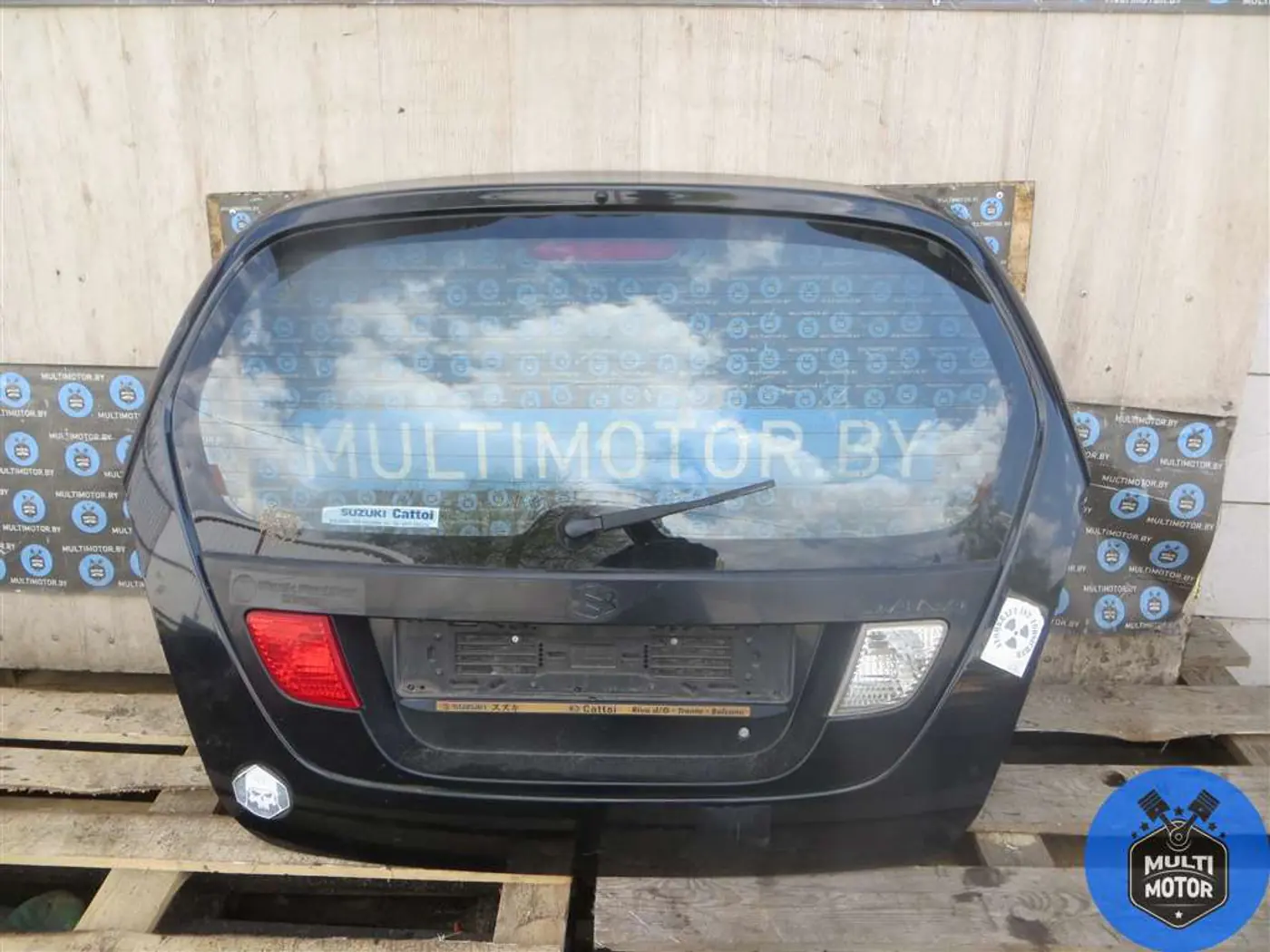 Стоп-сигнал к Suzuki Liana 2004