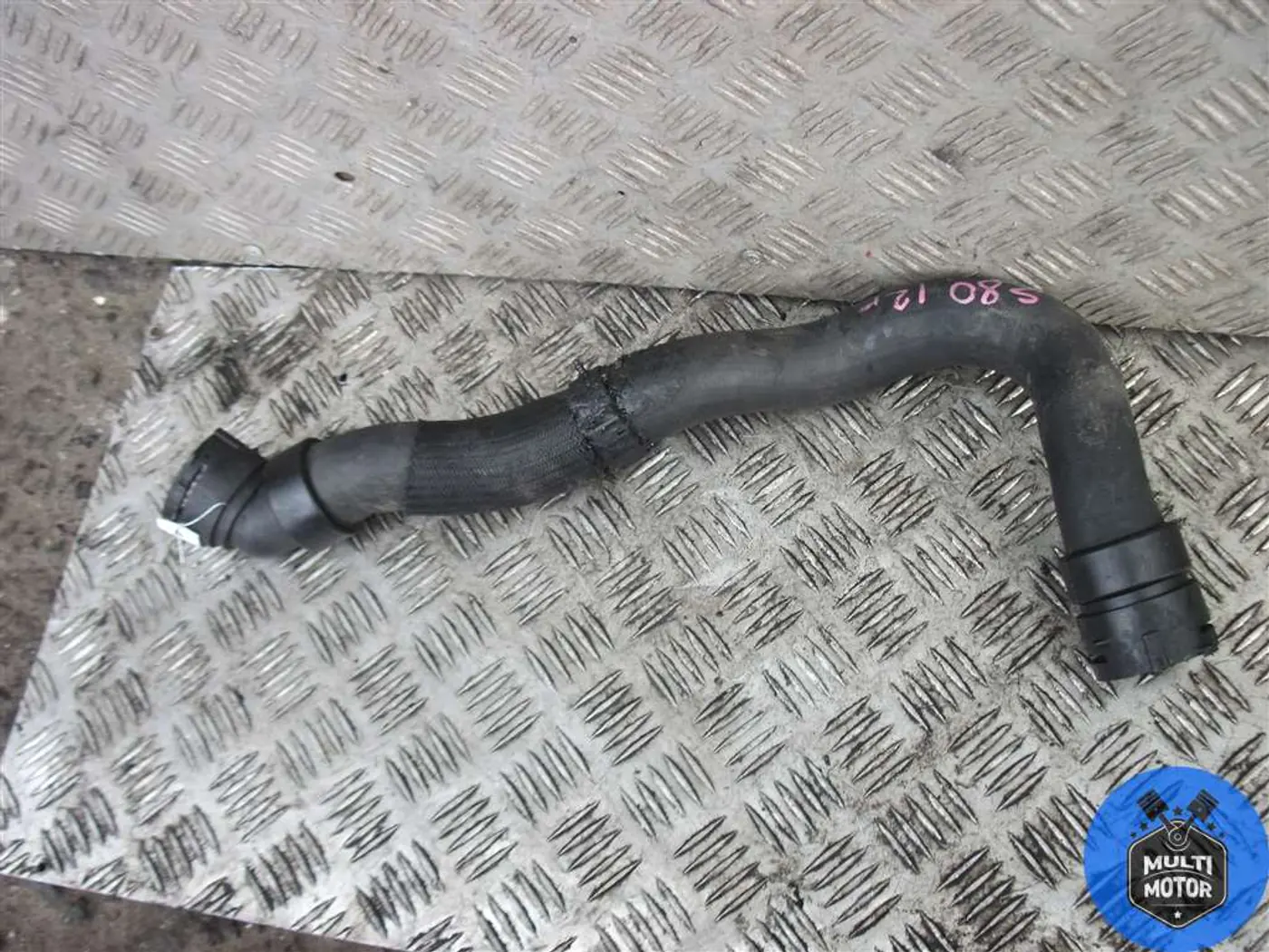 Патрубок к Volvo S80 2012