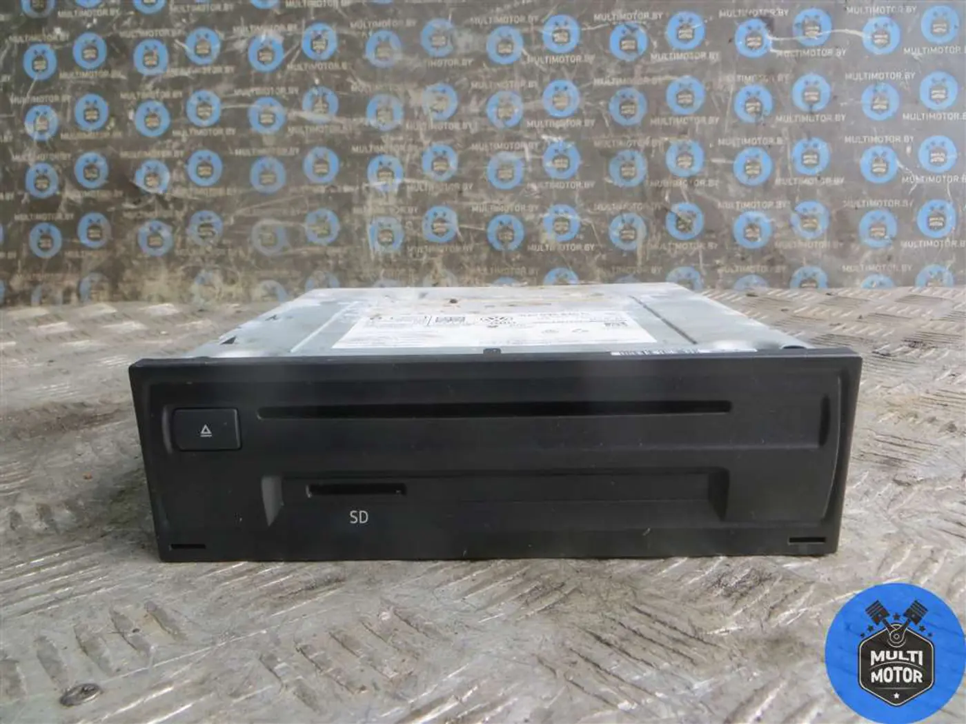 CD-чейнджер к Volkswagen Passat 2016