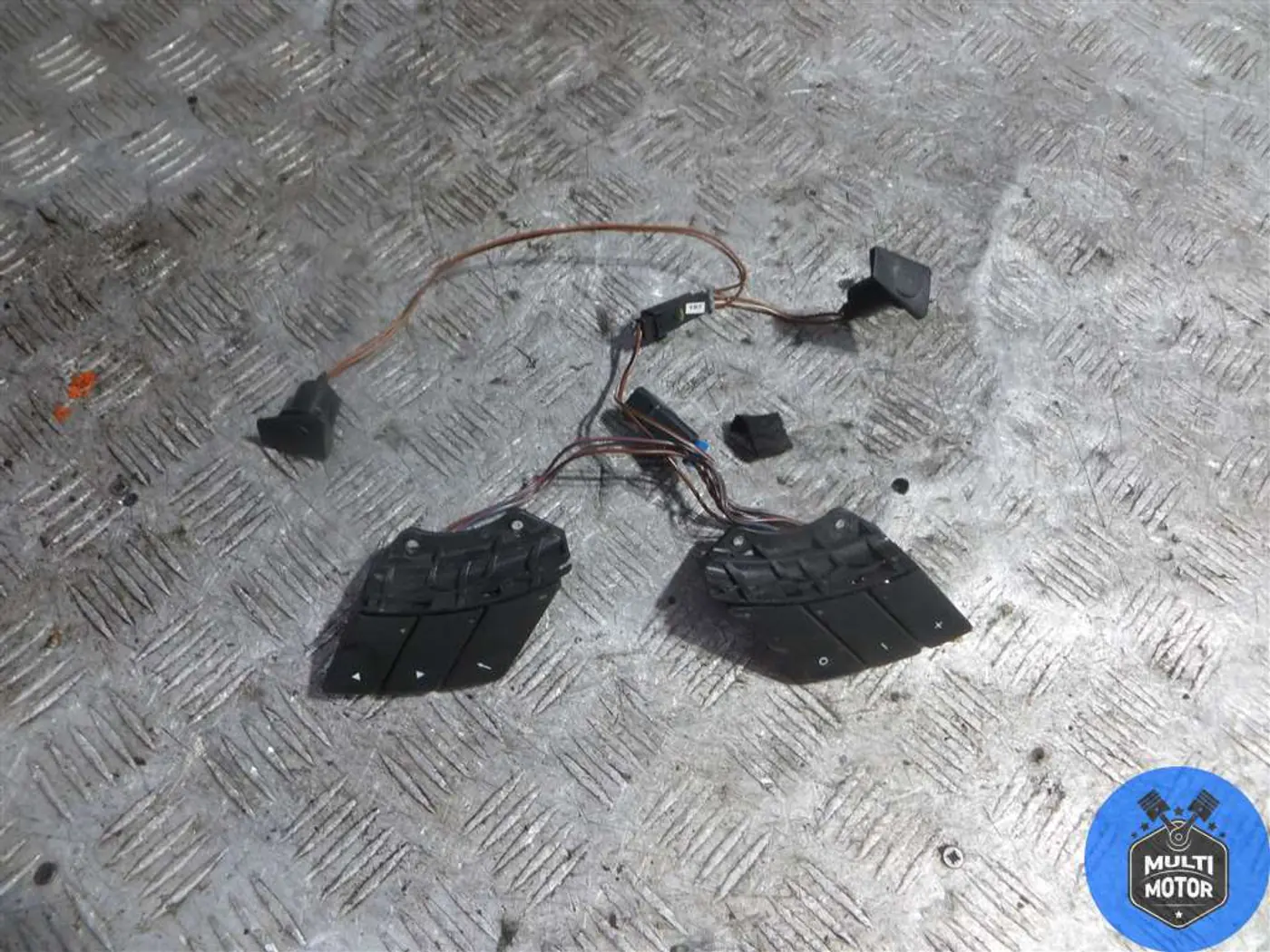 Кнопки руля к Opel Meriva 2006