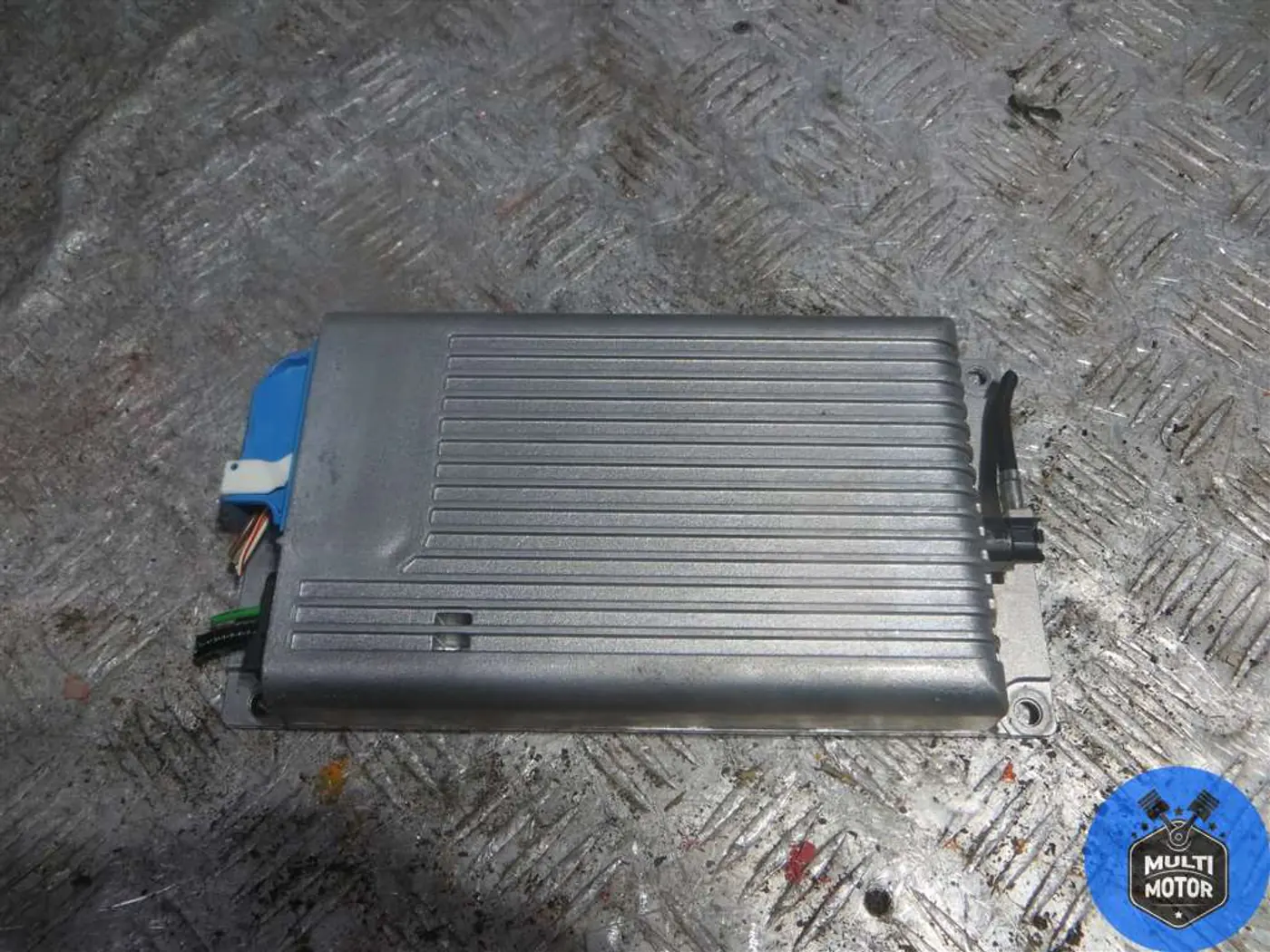 Блок Bluetooth к BMW X1 2010