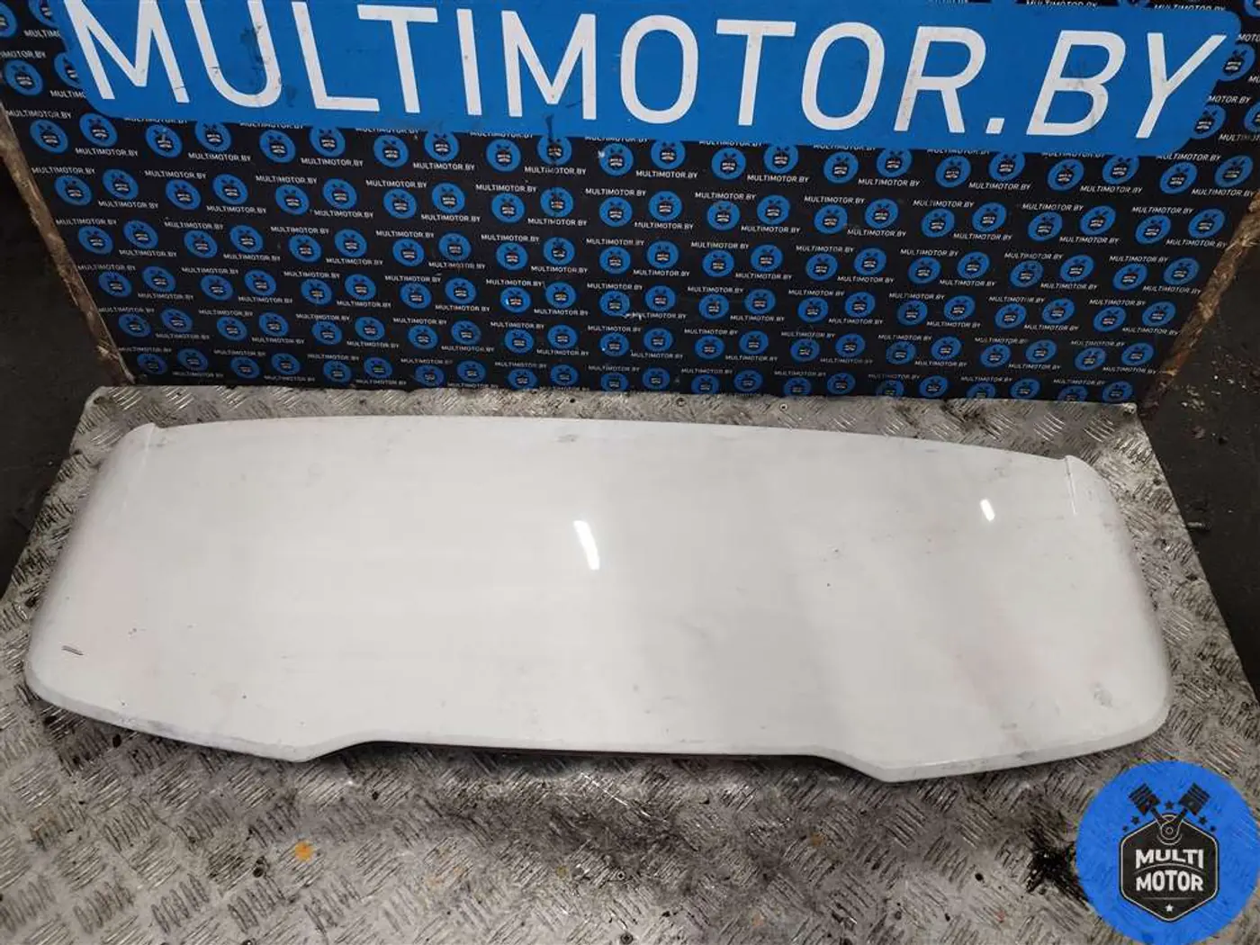 Спойлер к Volvo V40 2016