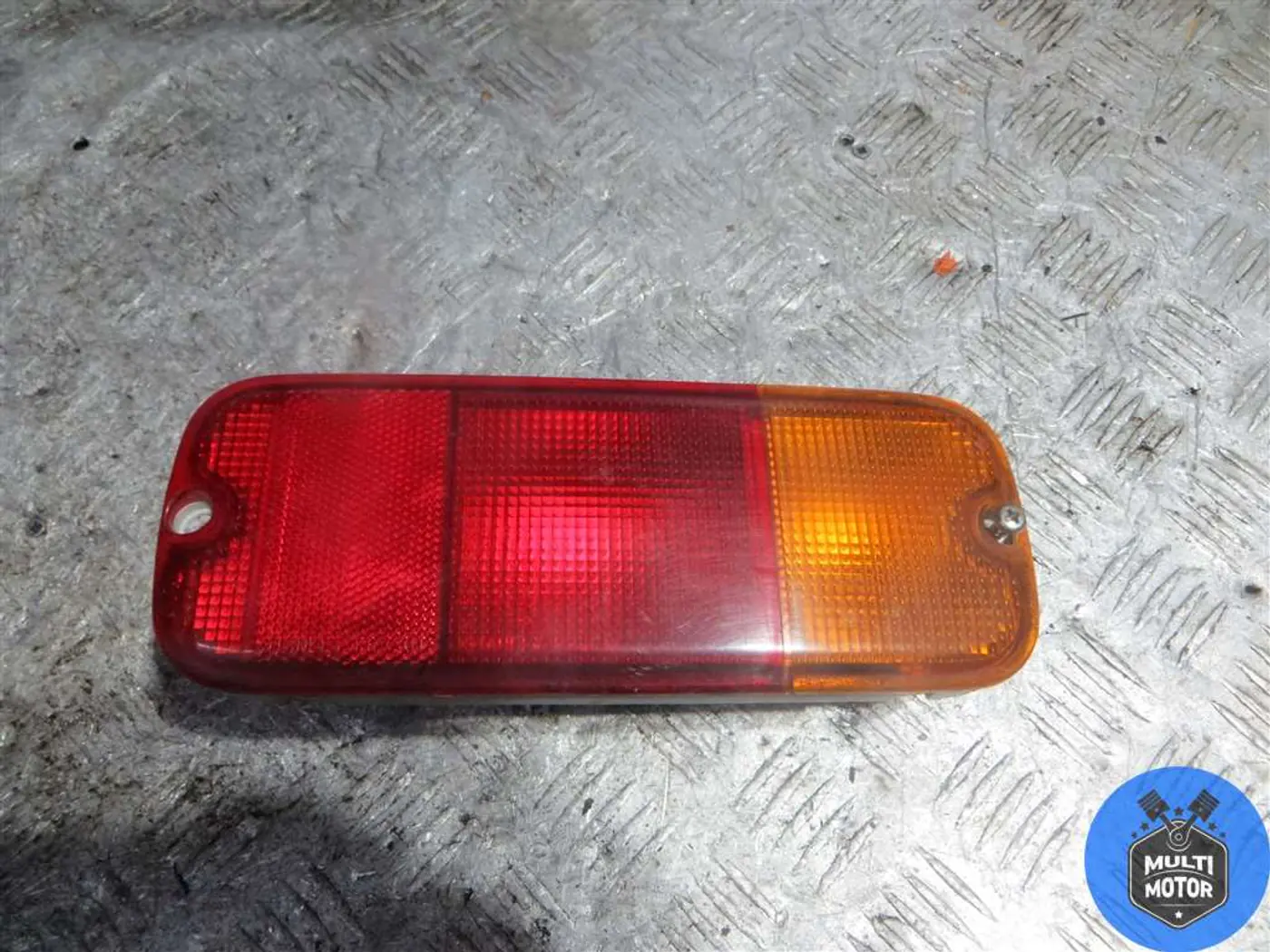 Фонарь противотуманный правый к Suzuki Grand Vitara 2005