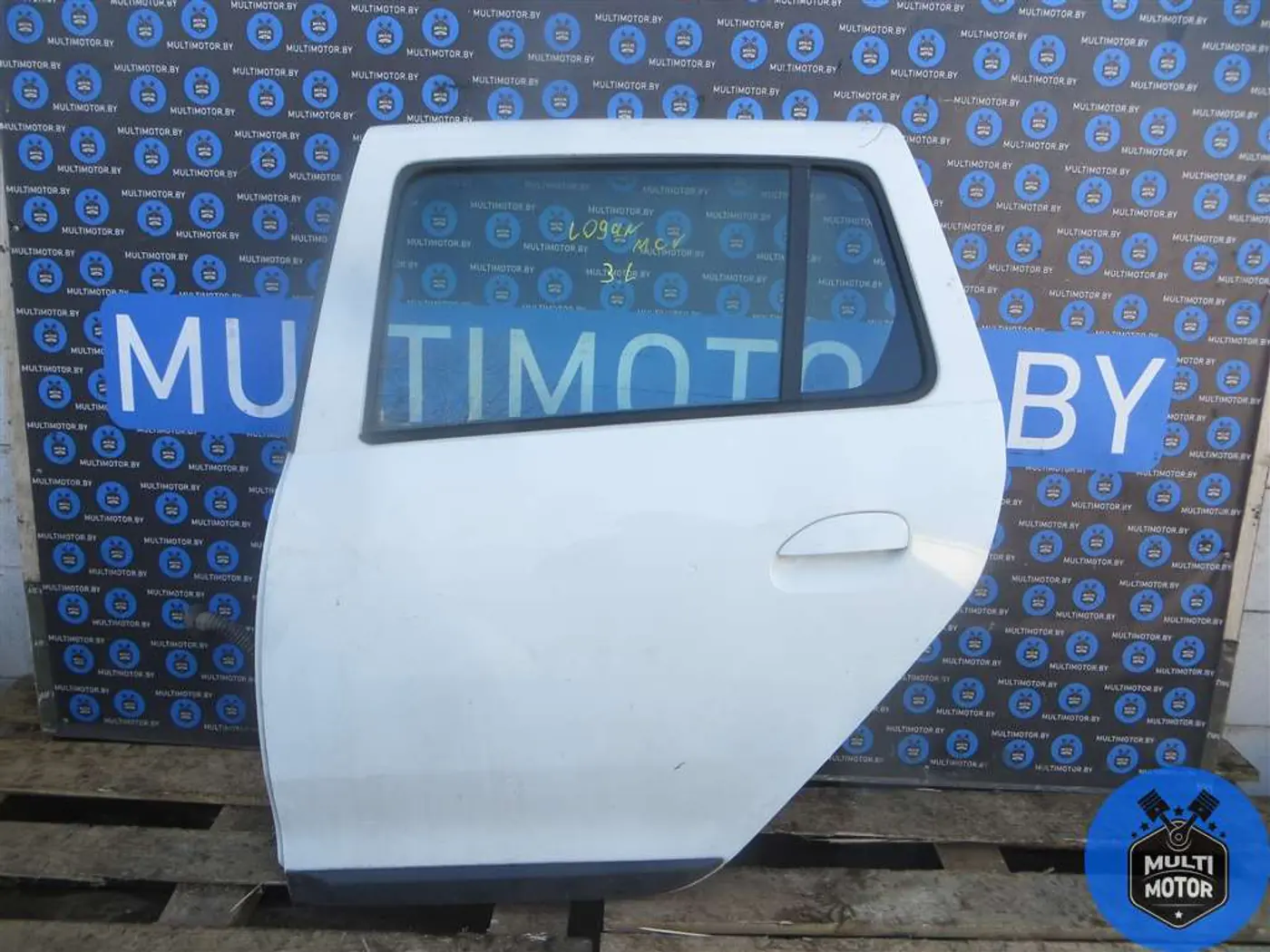 Стекло двери задней левой к Dacia Logan 2014