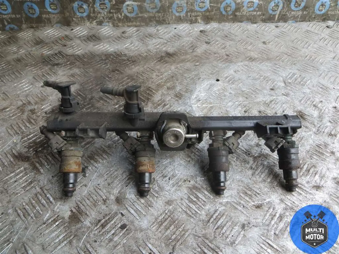 Форсунка к Renault Clio 2000