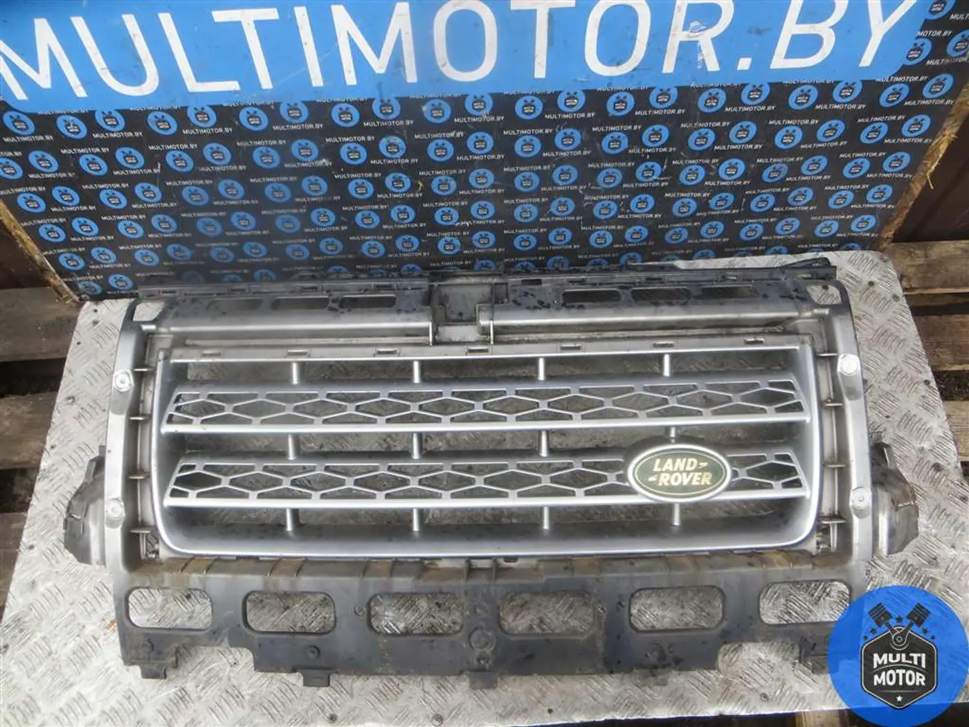 Решетка радиатора к Land Rover Freelander 2009