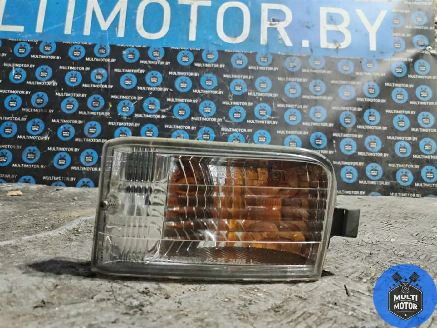 Поворотник левый к Toyota RAV 4 2002