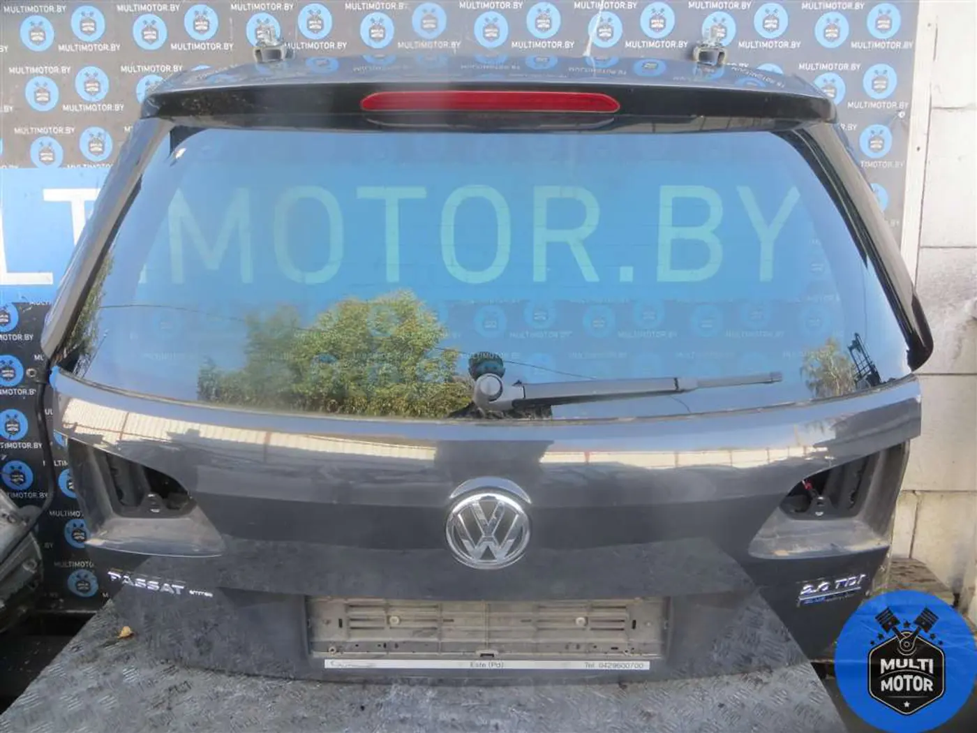 Щеткодержатель задний к Volkswagen Passat 2013