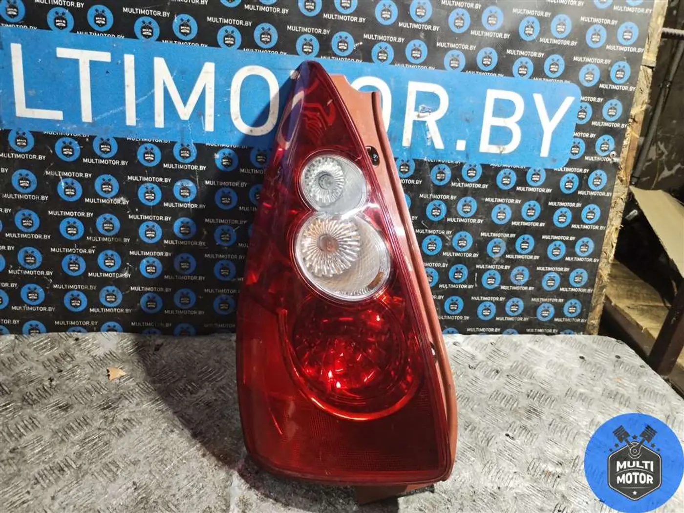 Фонарь задний левый к Mazda 5 2007