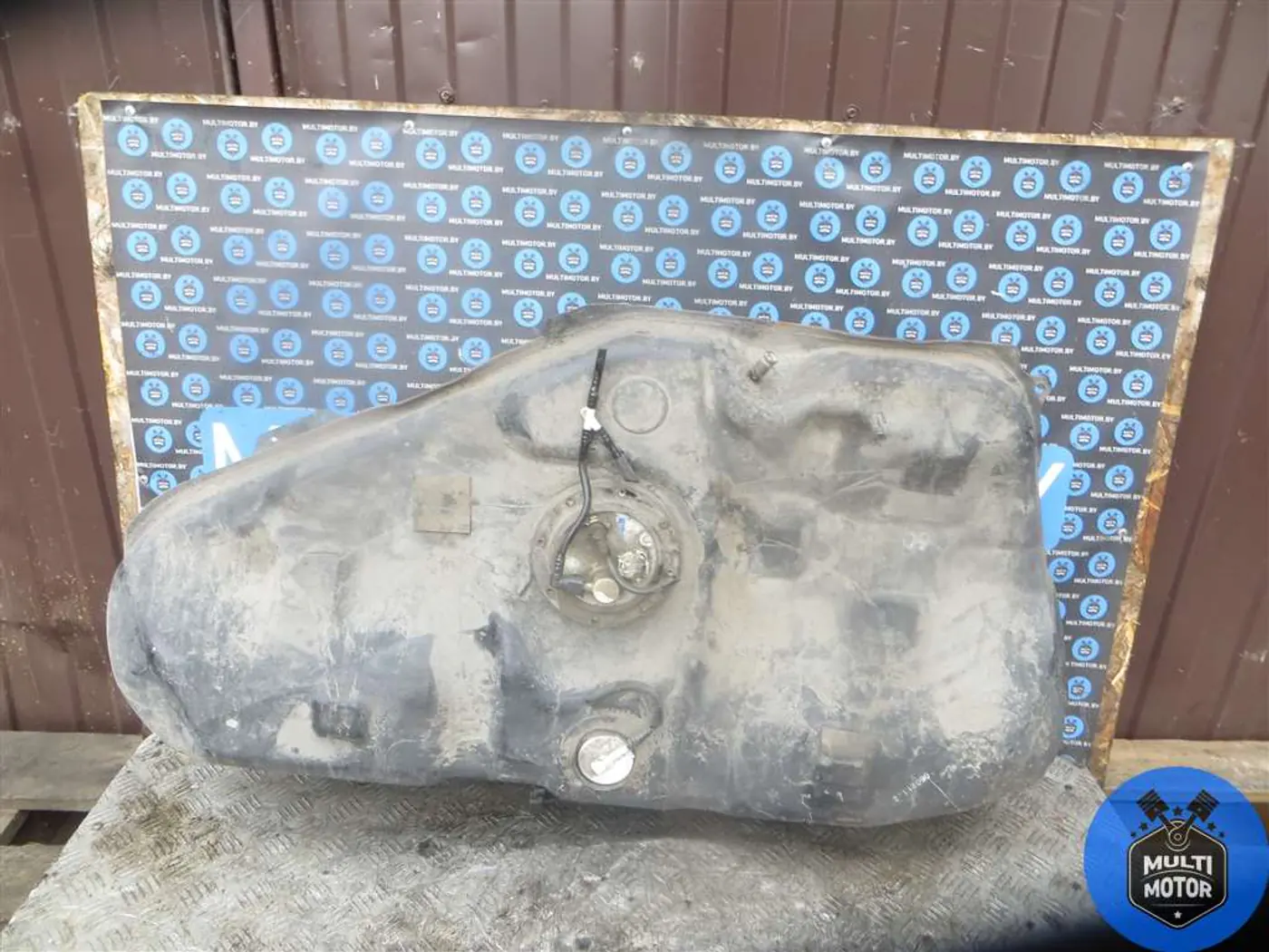 Бак топливный к Toyota Corolla 2005