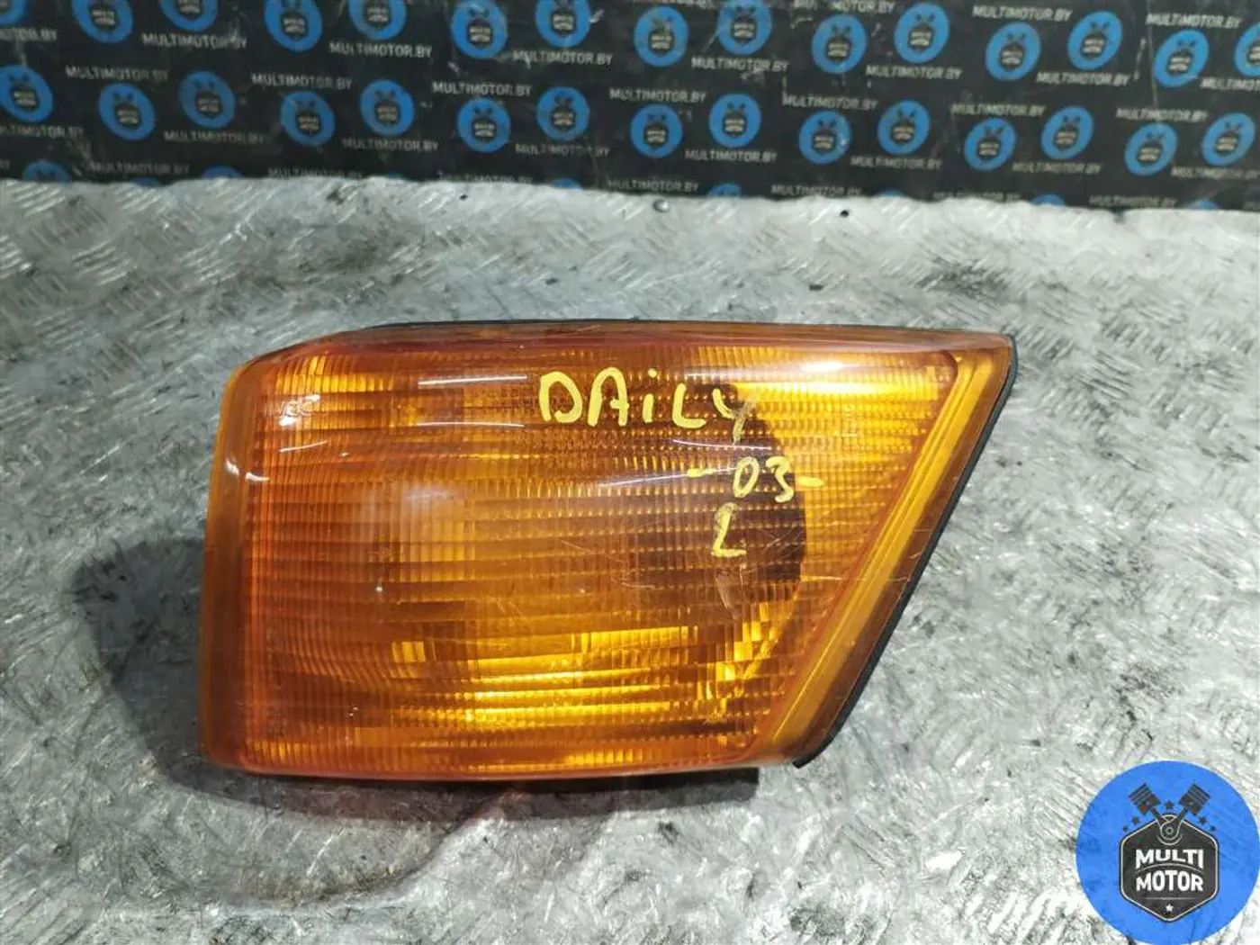 Поворотник левый к Iveco  2003