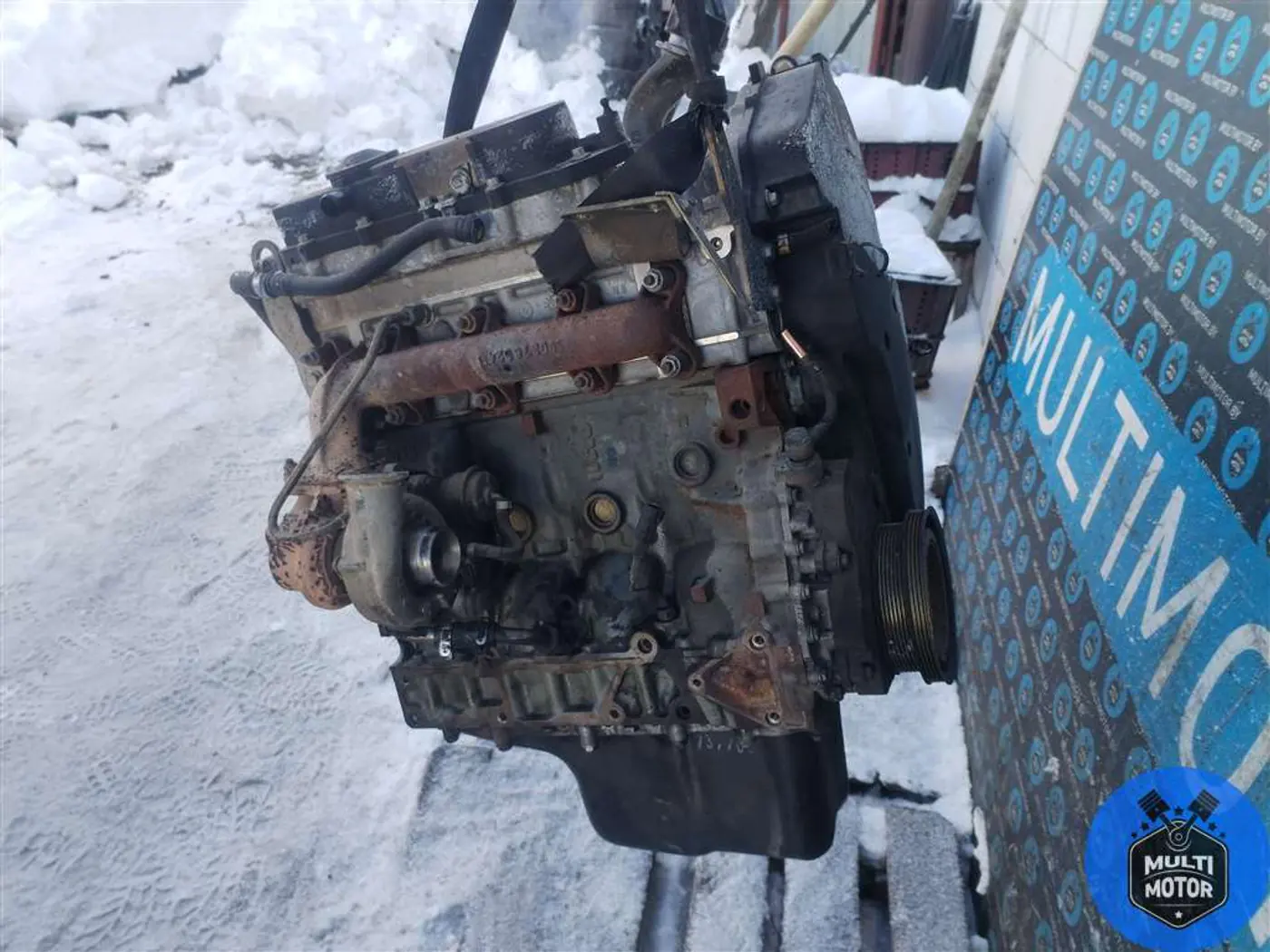 Двигатель к Iveco  2004