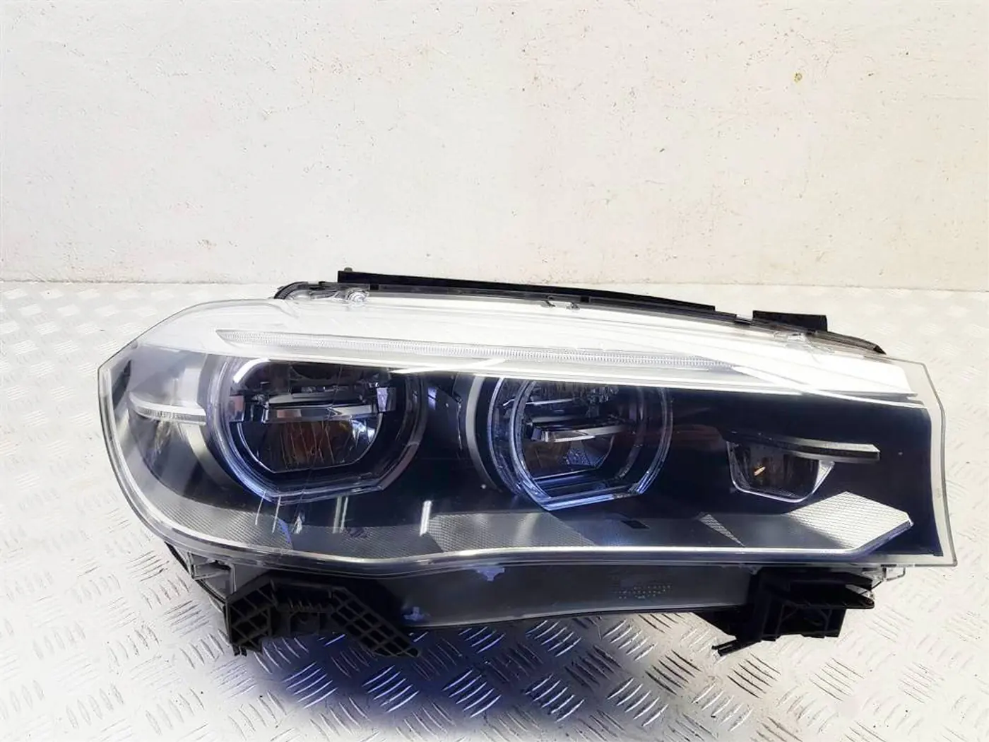 Фара правая к BMW X5 M 2016