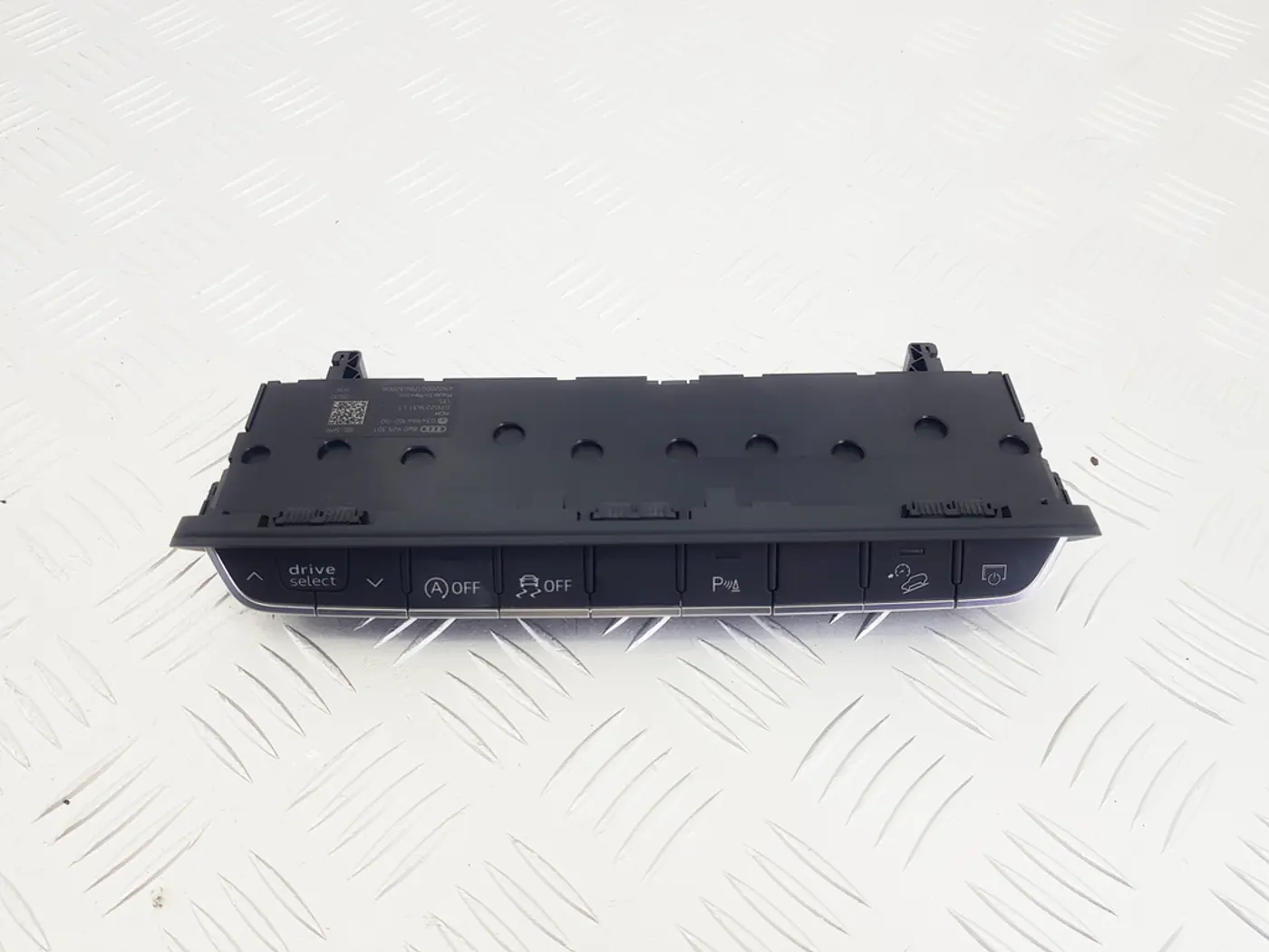 Блок кнопок к Audi A4 2019