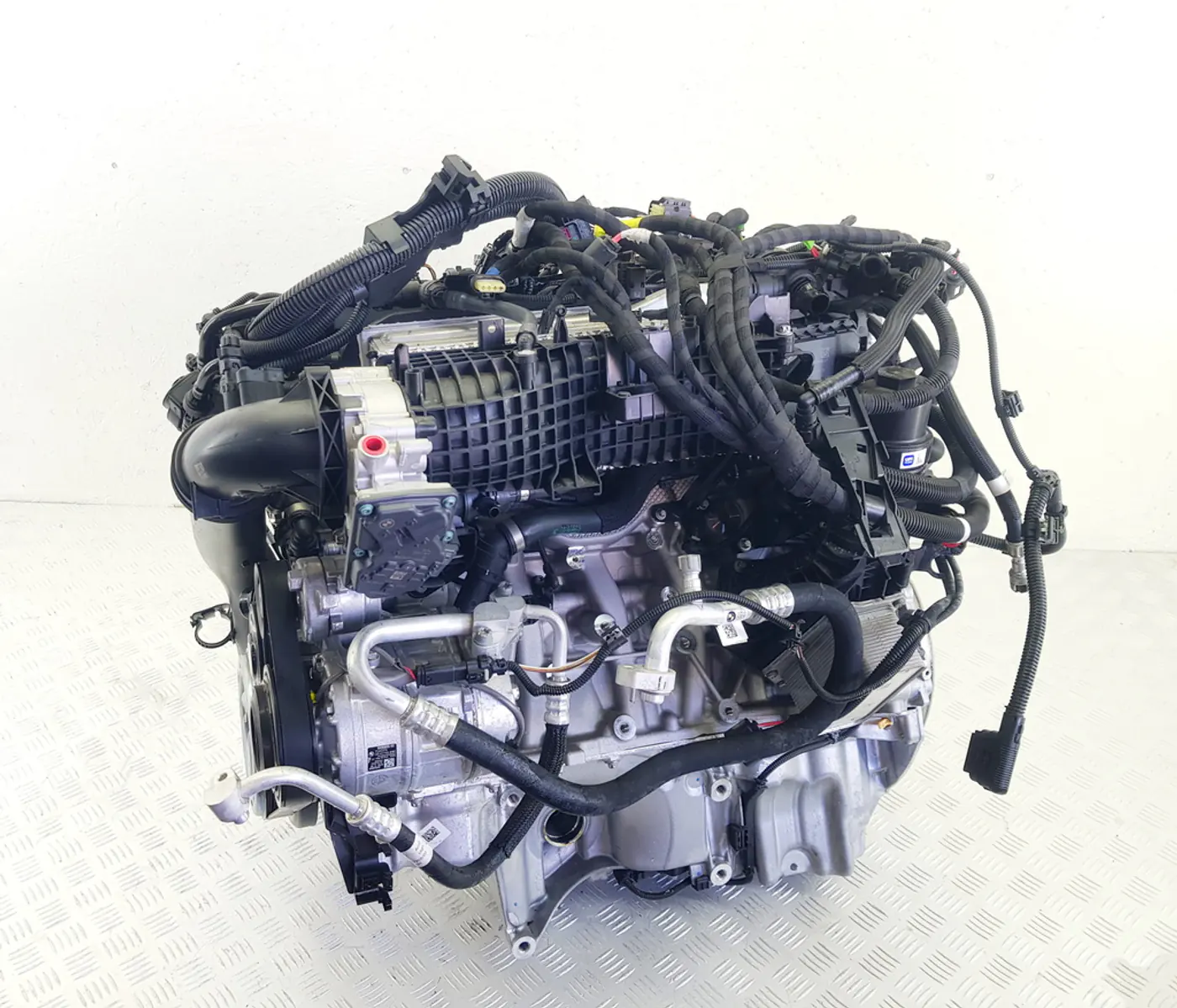 Двигатель к BMW X6 2024