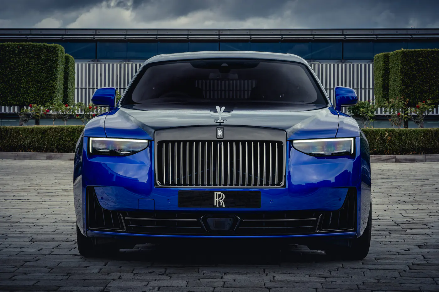 Единственные и неповторимые: любуемся новыми Rolls-Royce по спецзаказу
