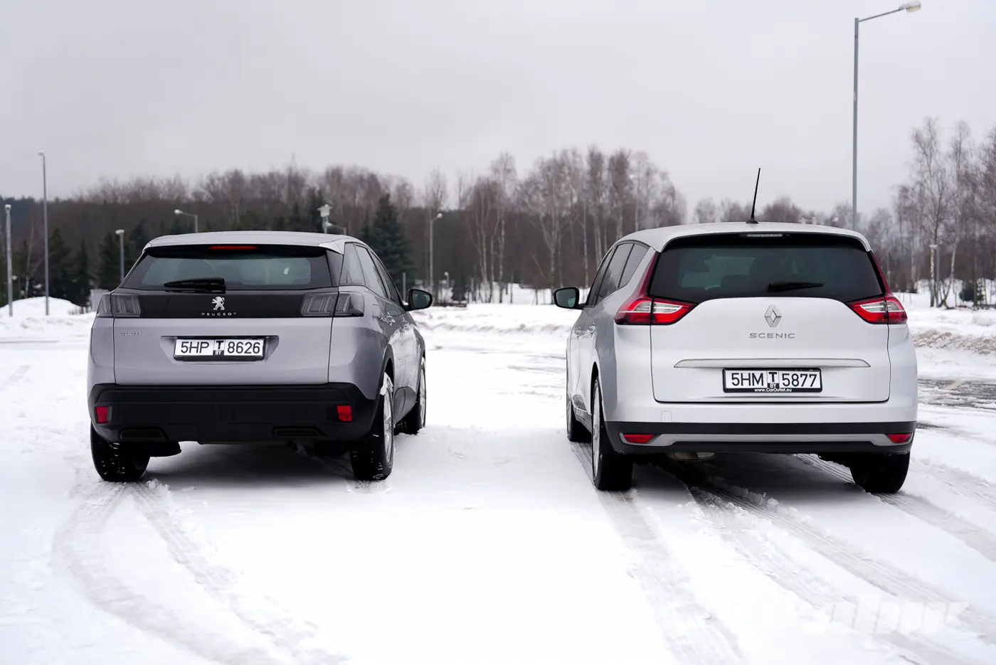 Кроссовер против компактвэна, или Что мы потеряли: сравнительный тест Peugeot 3008 и Renault Grand Scenic IV