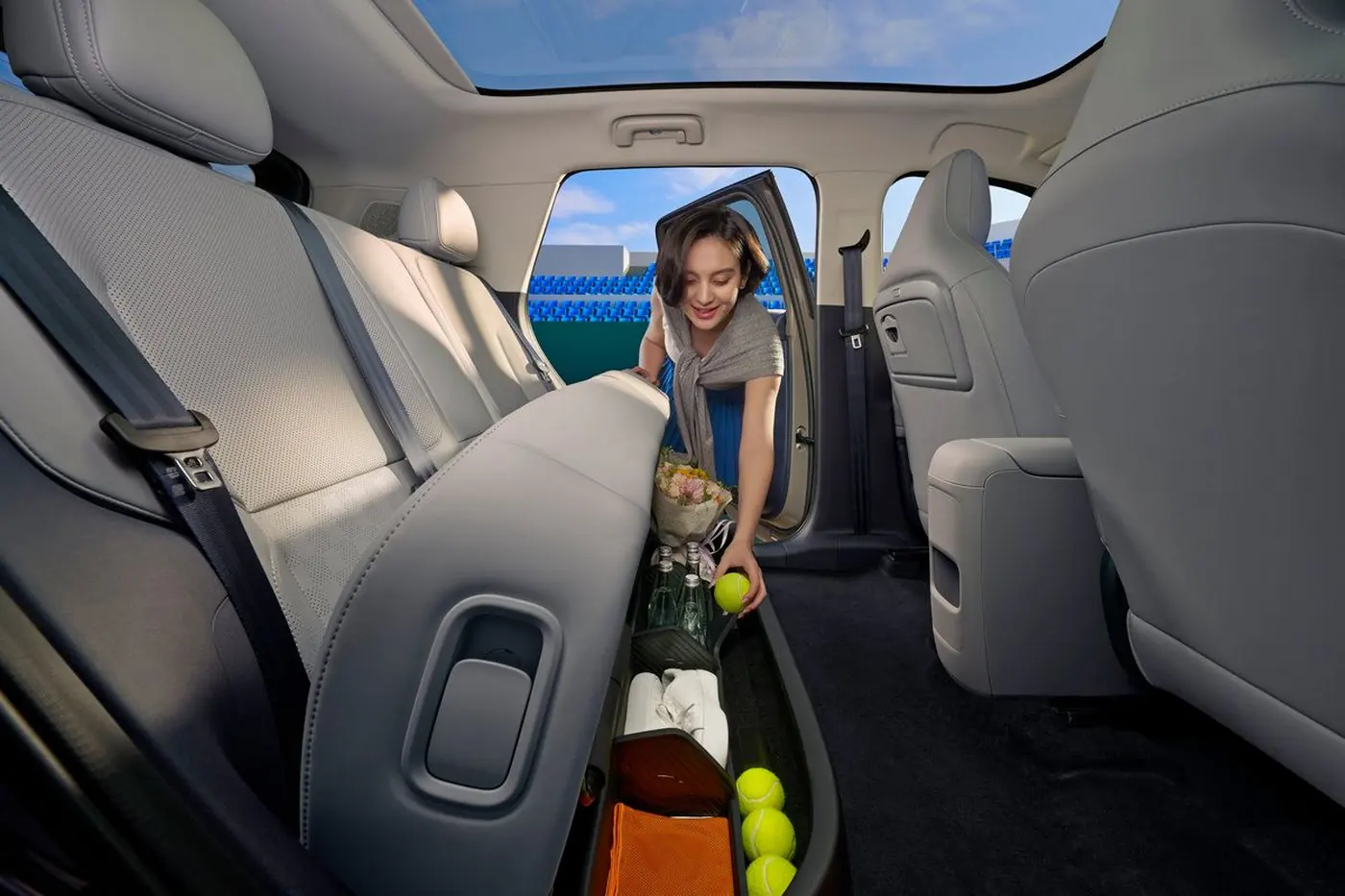 Новый кроссовер Leapmotor A10: рассекречен интерьер