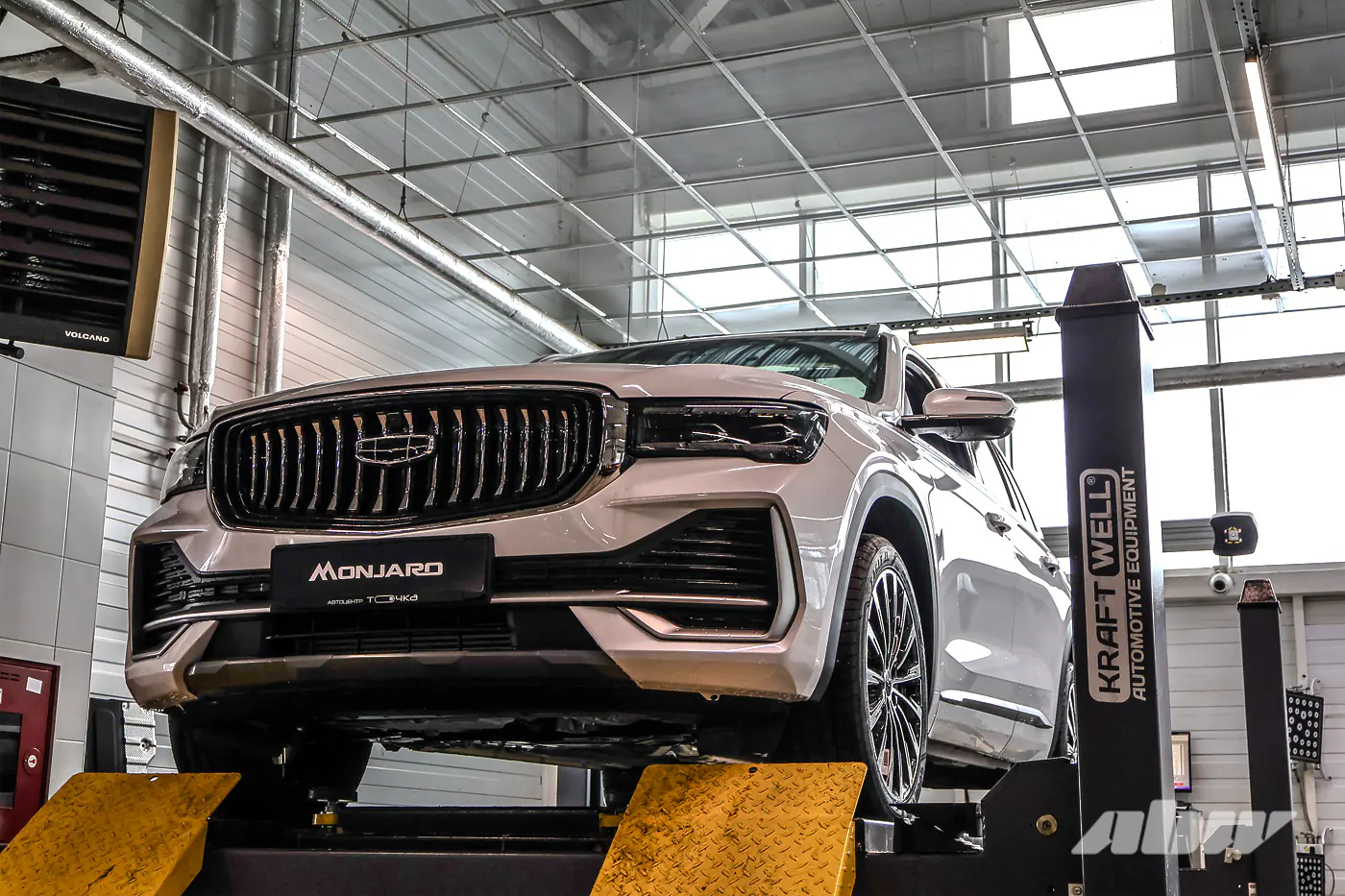 Что изменилось? Разборка обновленного Geely Monjaro
